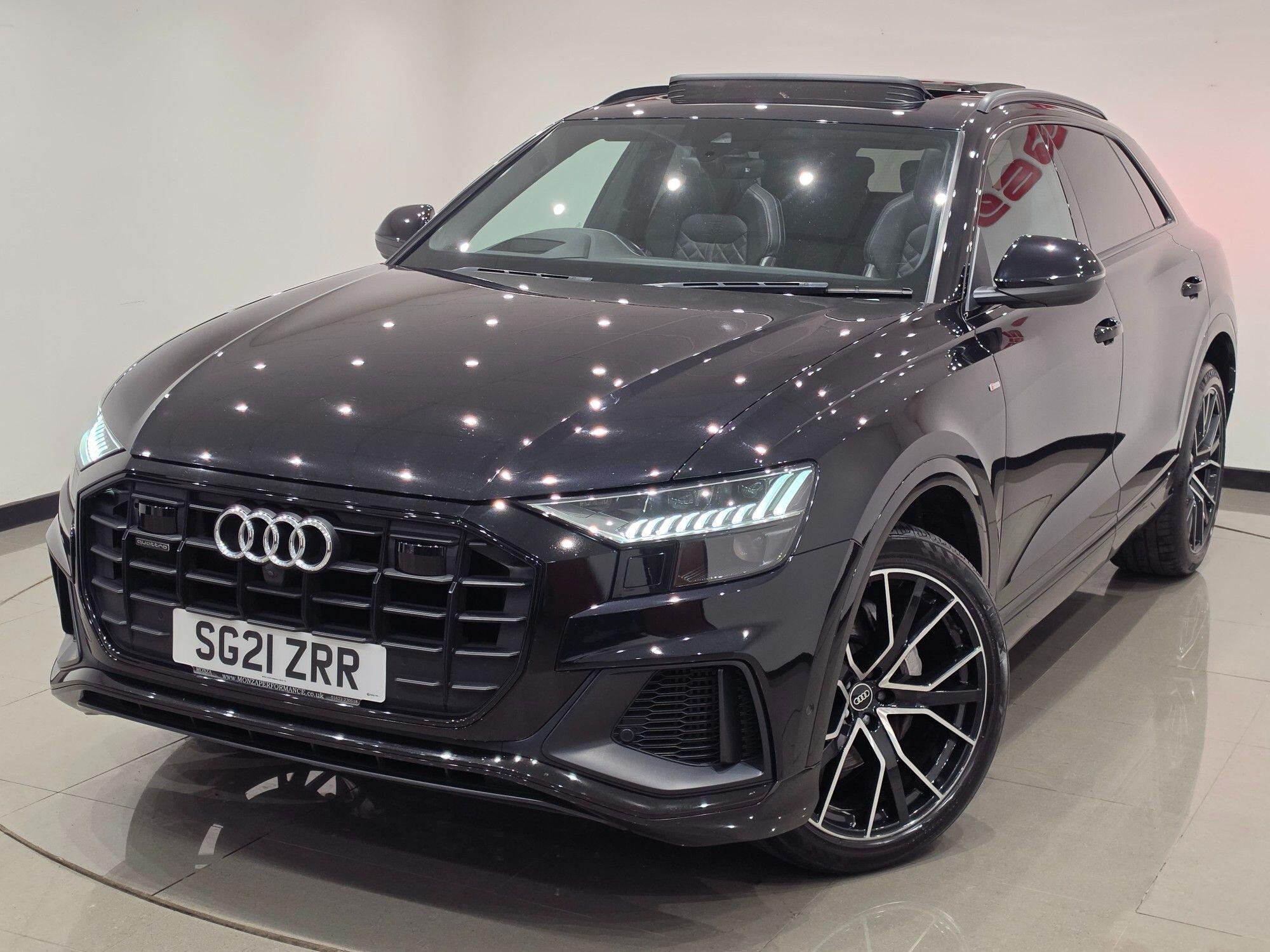 Audi Q8 view 54