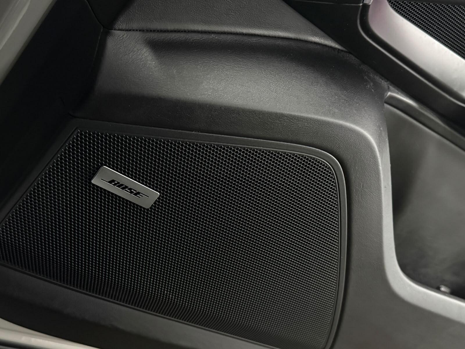 Porsche Cayenne view 51