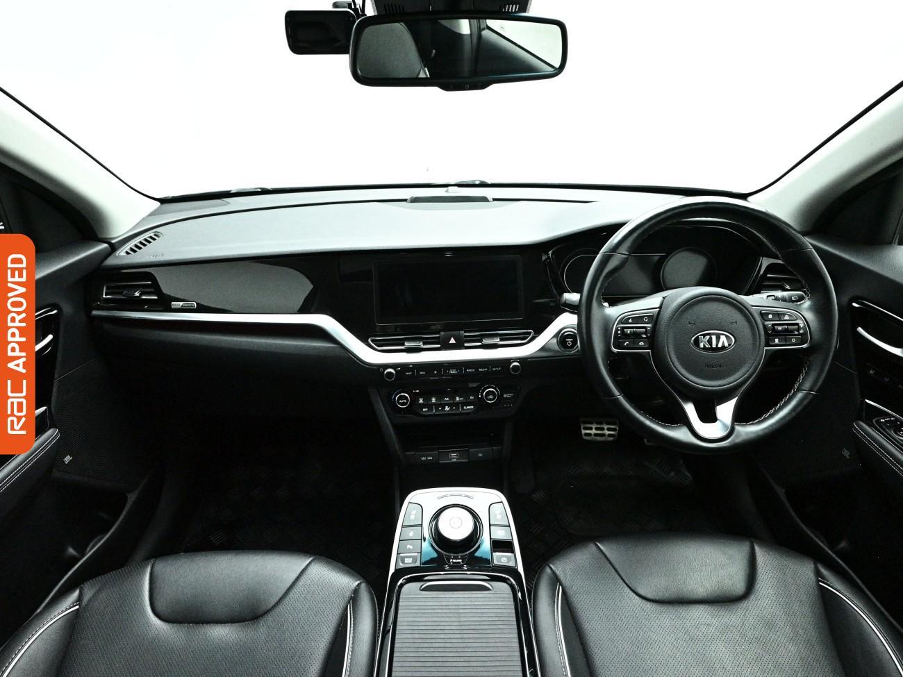 Kia Niro view 2
