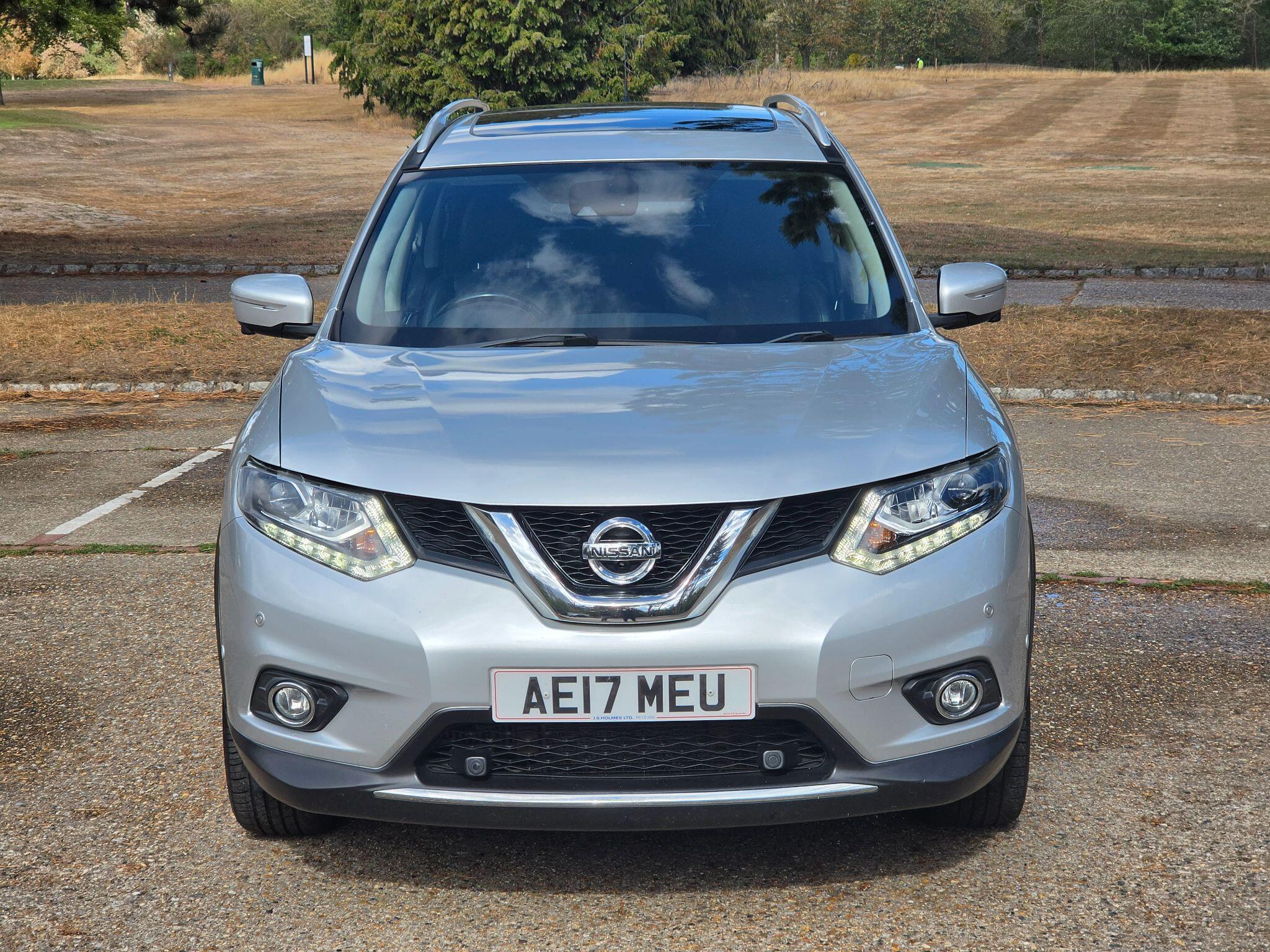 Nissan X-Trail view 10