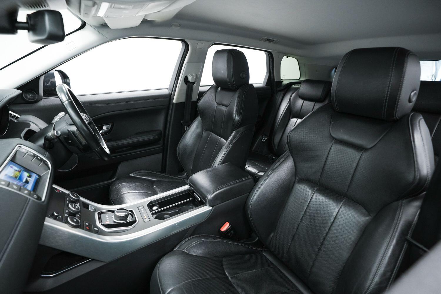 Land Rover Range Rover Evoque view 24
