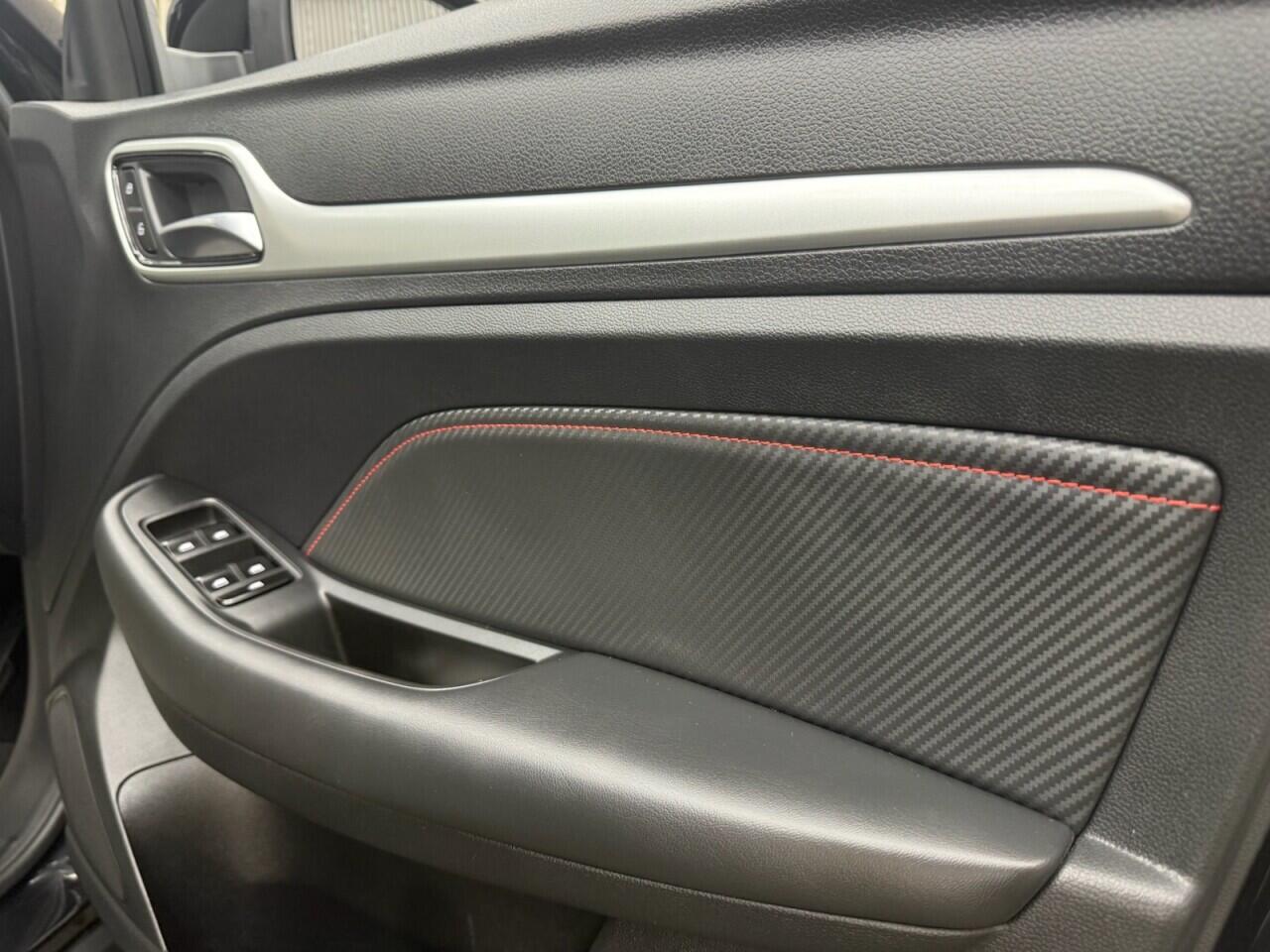 MG ZS view 10