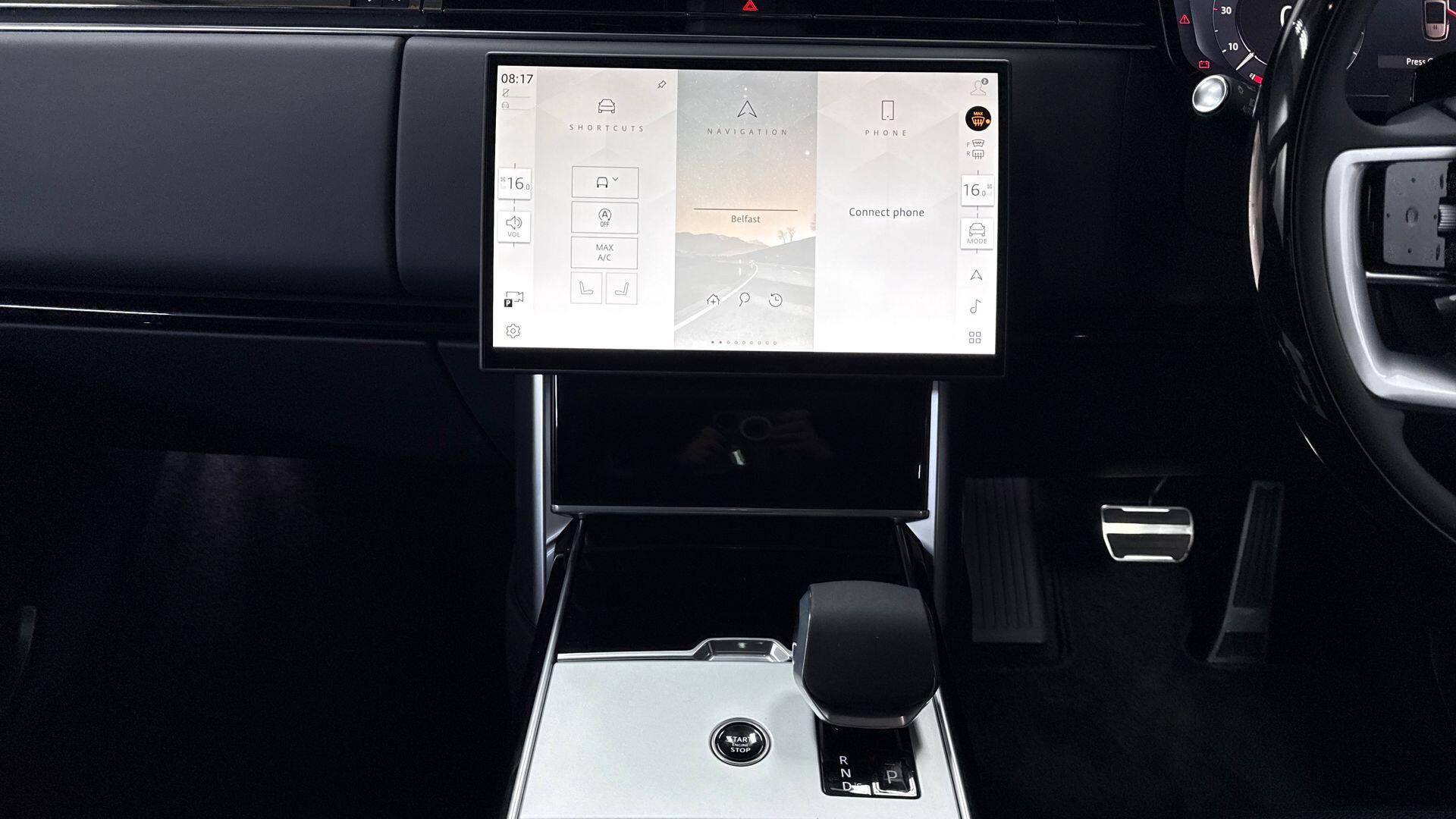 Land Rover Range Rover view 14
