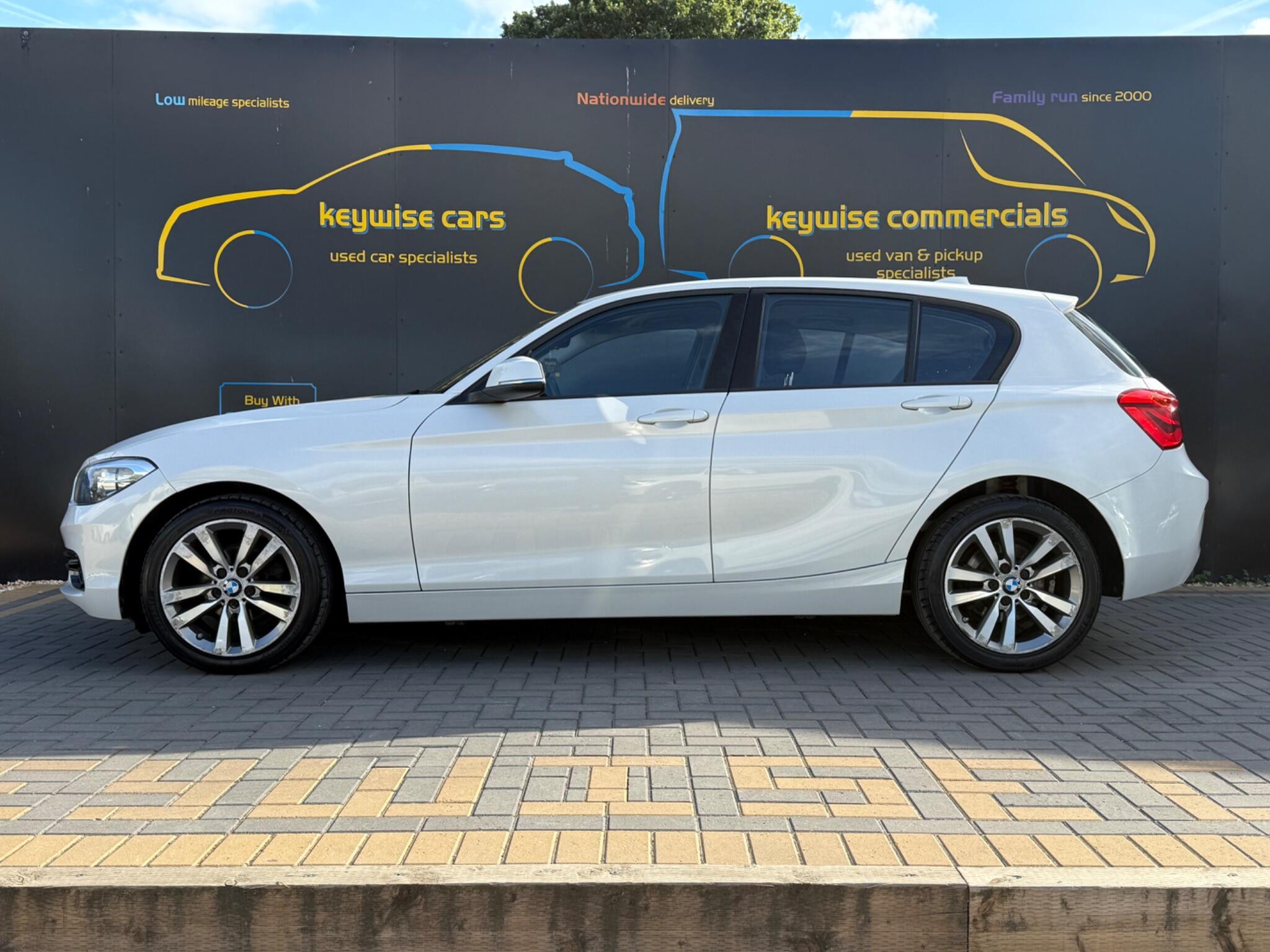 BMW 1 Series view 2