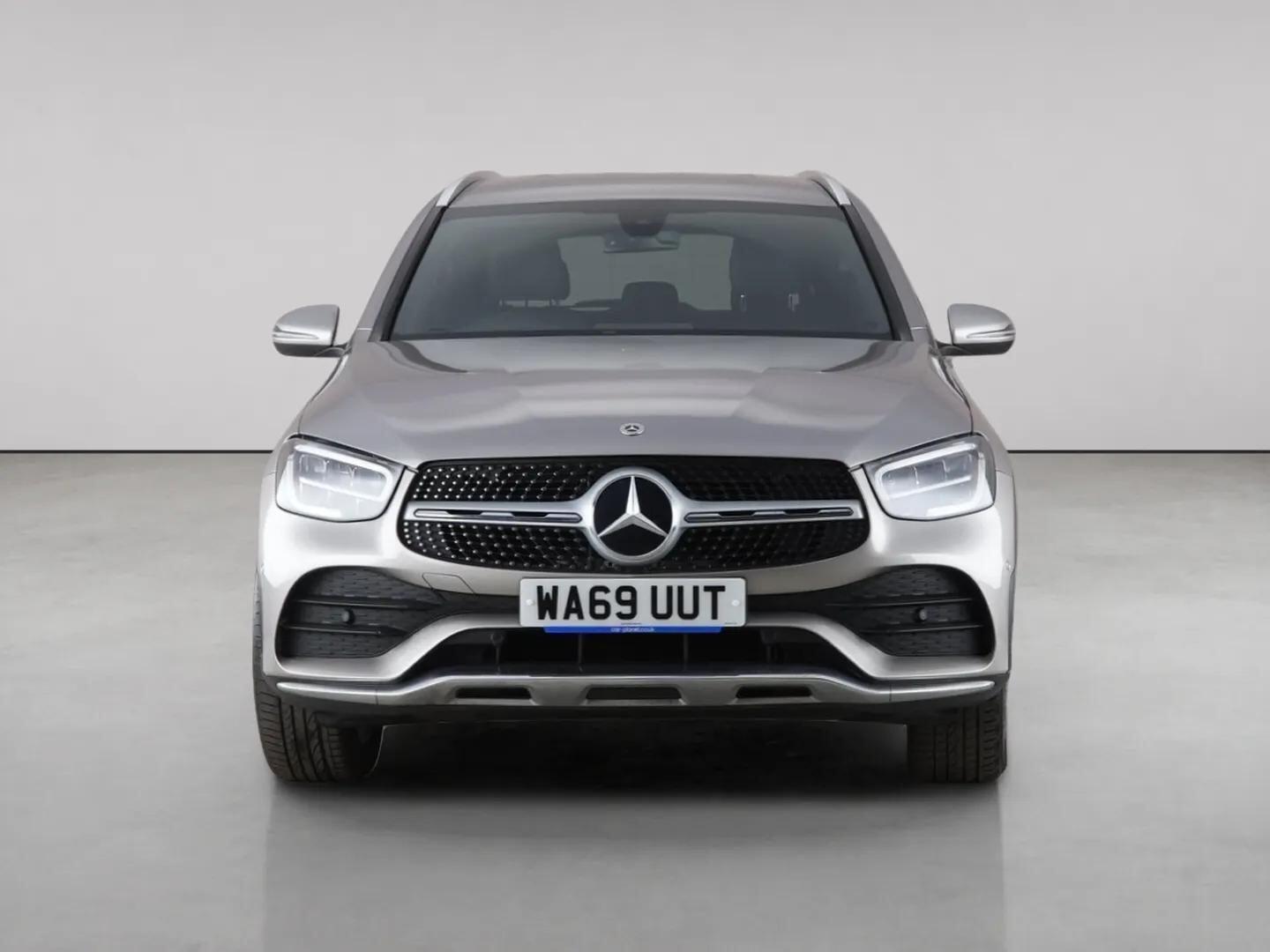Mercedes-Benz GLC view 5