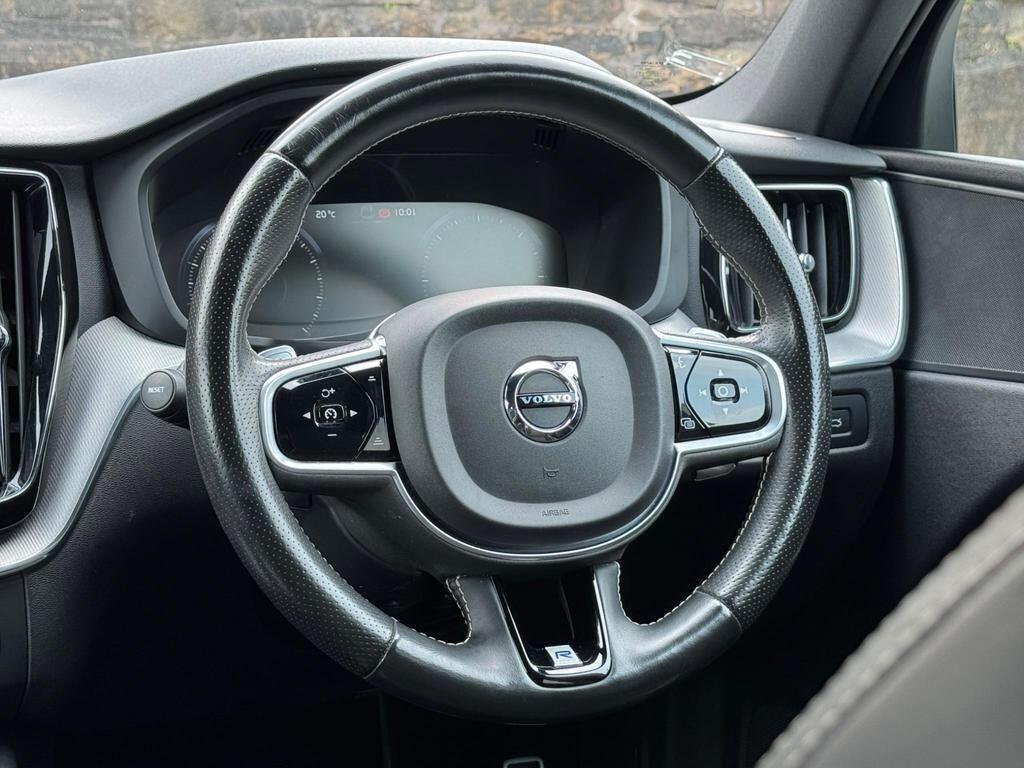Volvo XC60 view 24