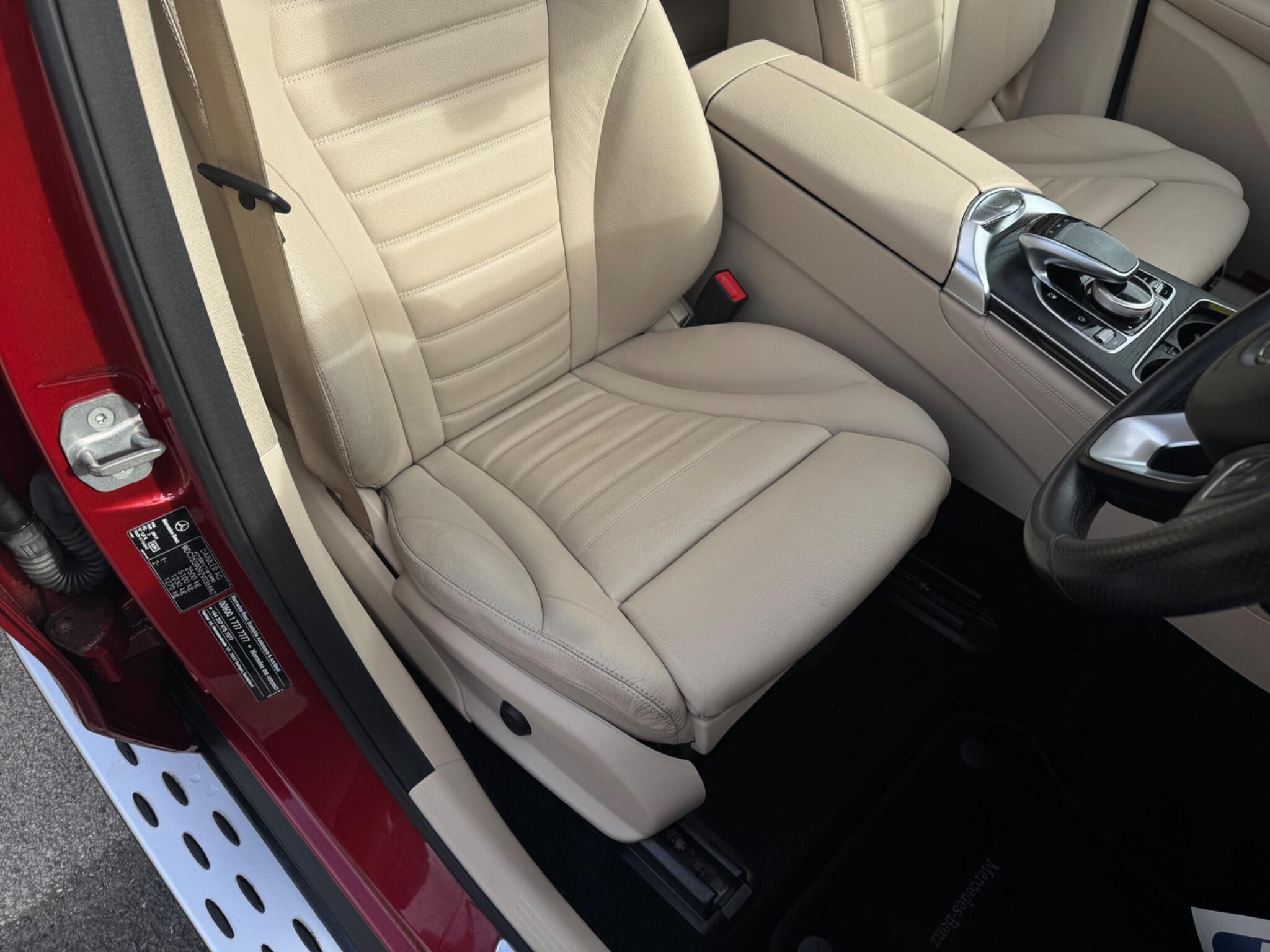 Mercedes-Benz GLC view 15