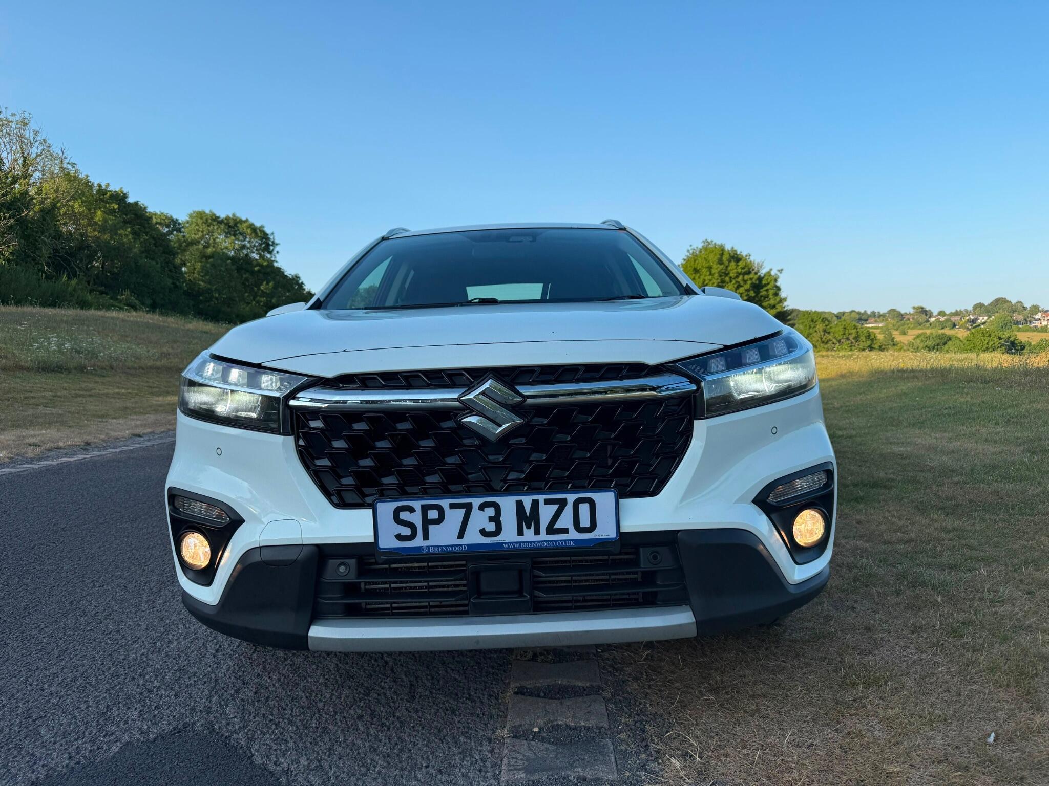 Suzuki S-Cross view 4