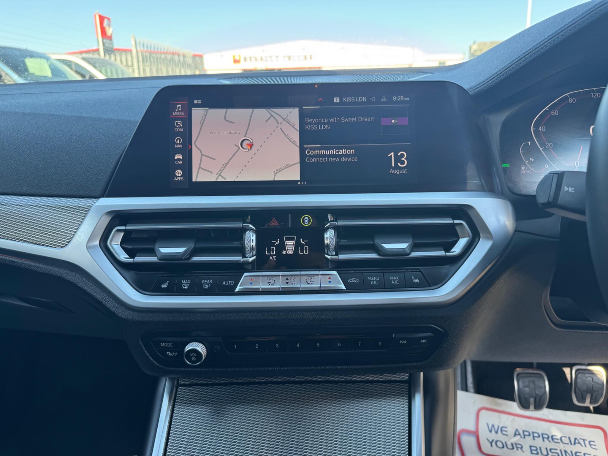 BMW 3 Series view 39