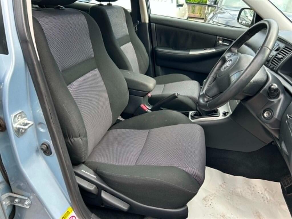 Toyota Corolla view 12