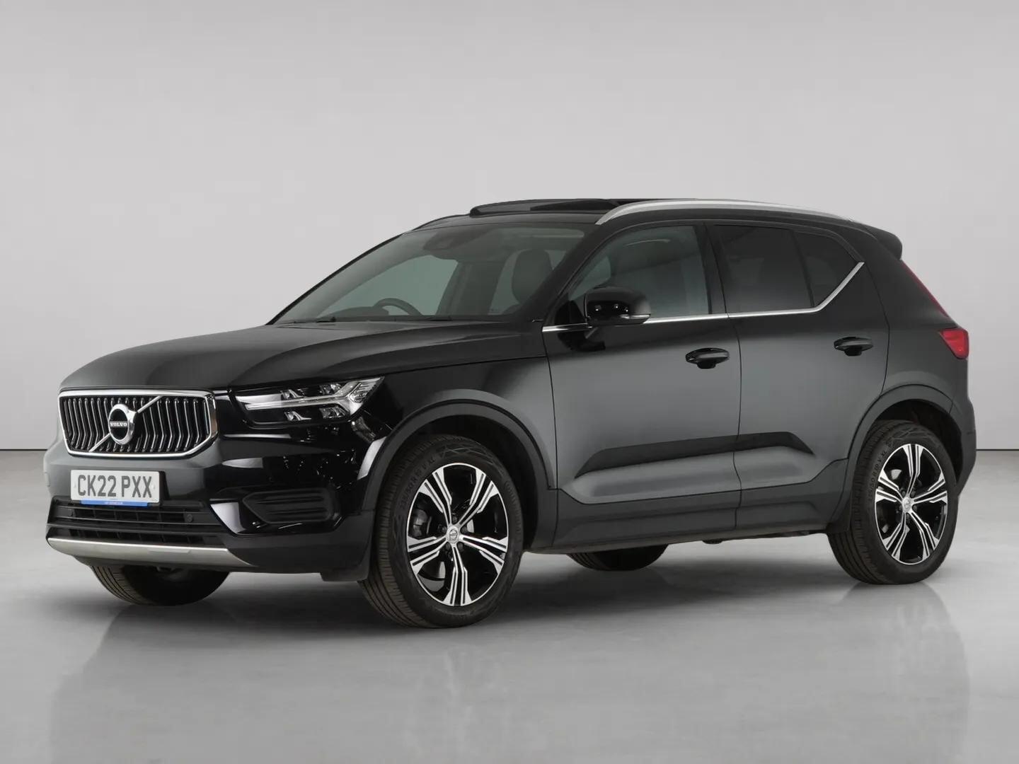 Volvo XC40 view 2