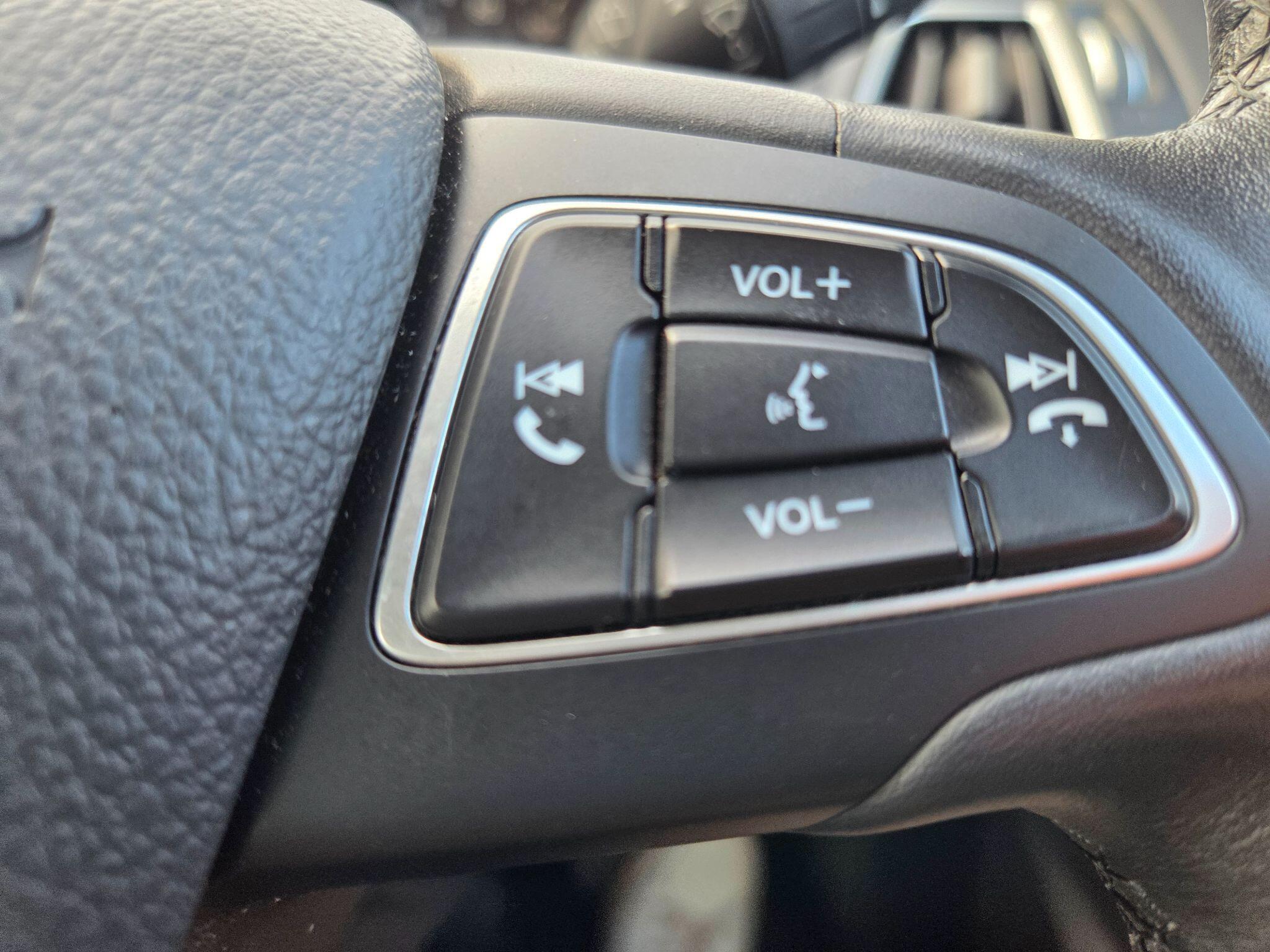 Ford C-Max view 15