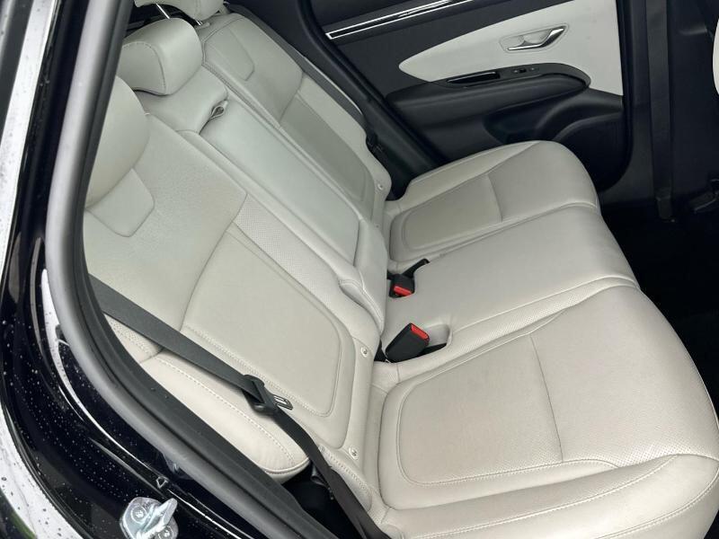 Hyundai Tucson view 4