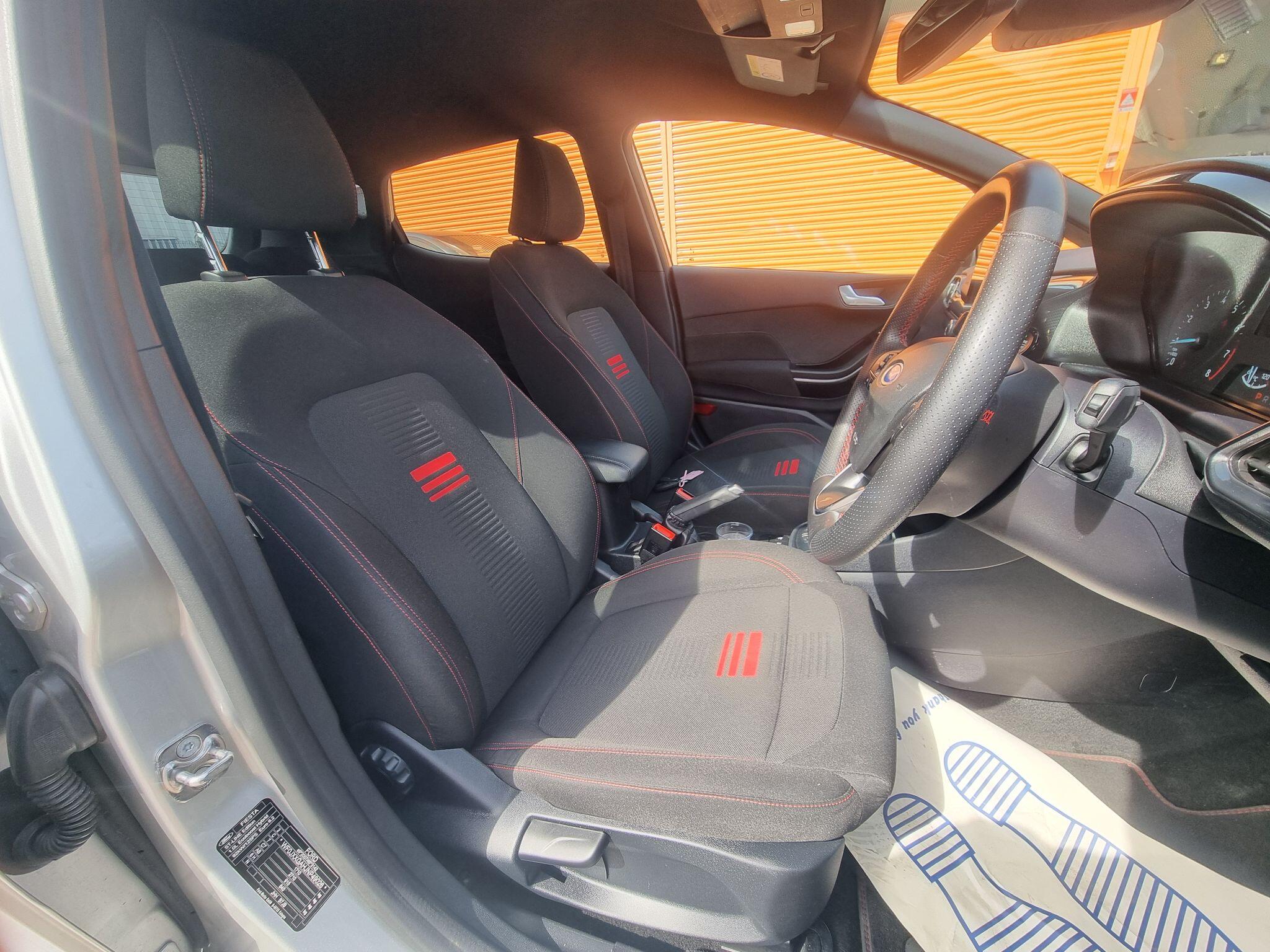 Ford Fiesta view 26