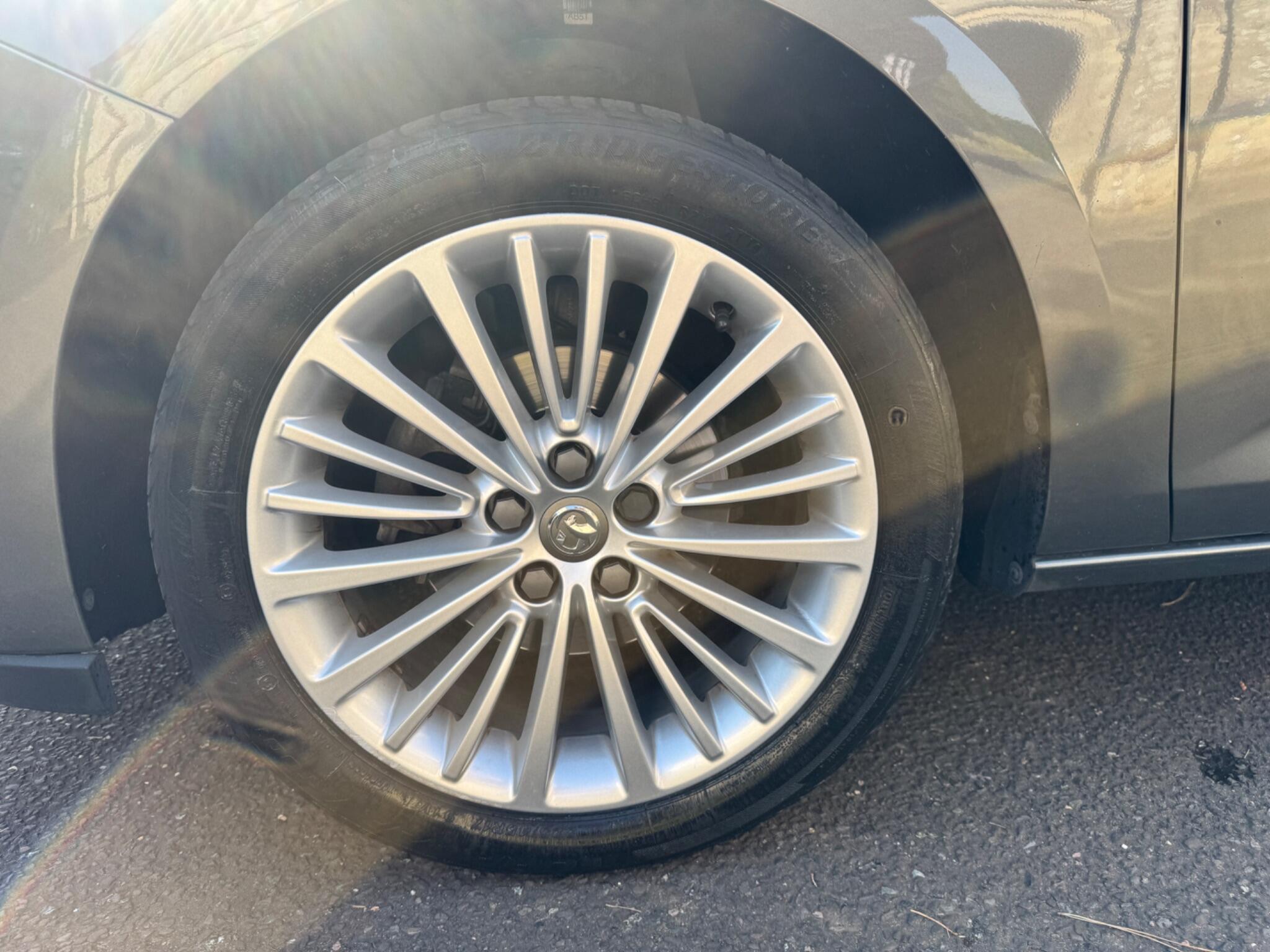 Vauxhall Astra view 40