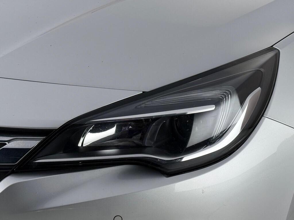 Vauxhall Astra view 13
