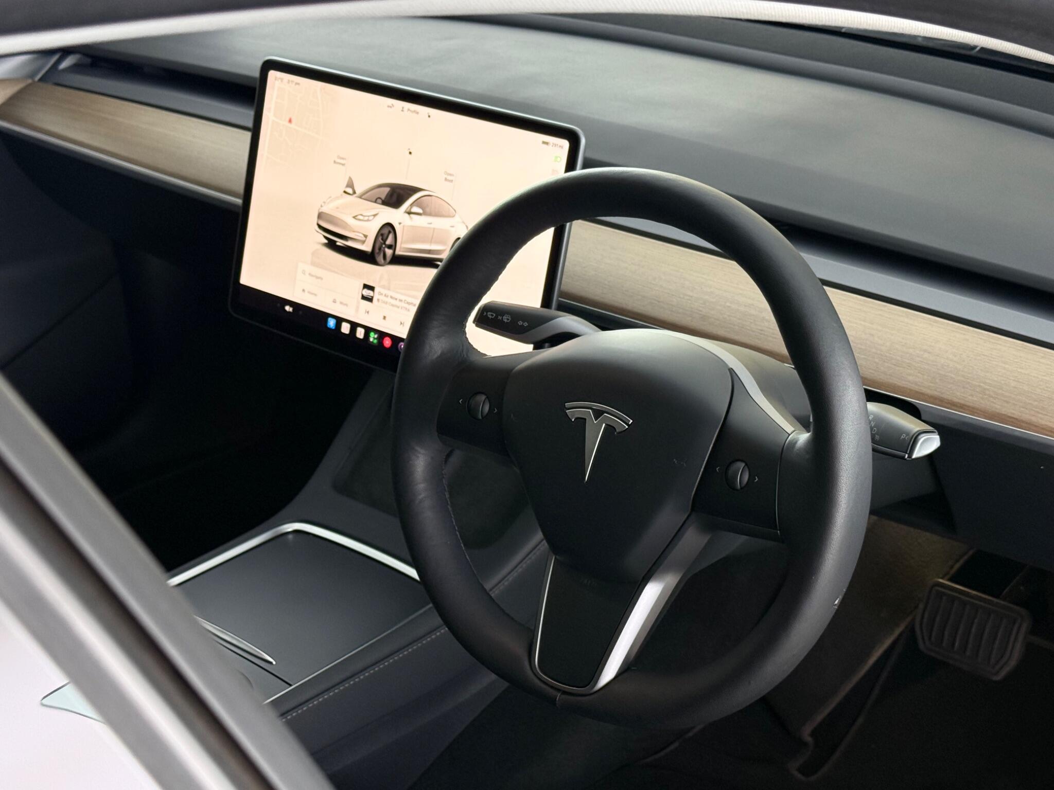 Tesla Model 3 view 3