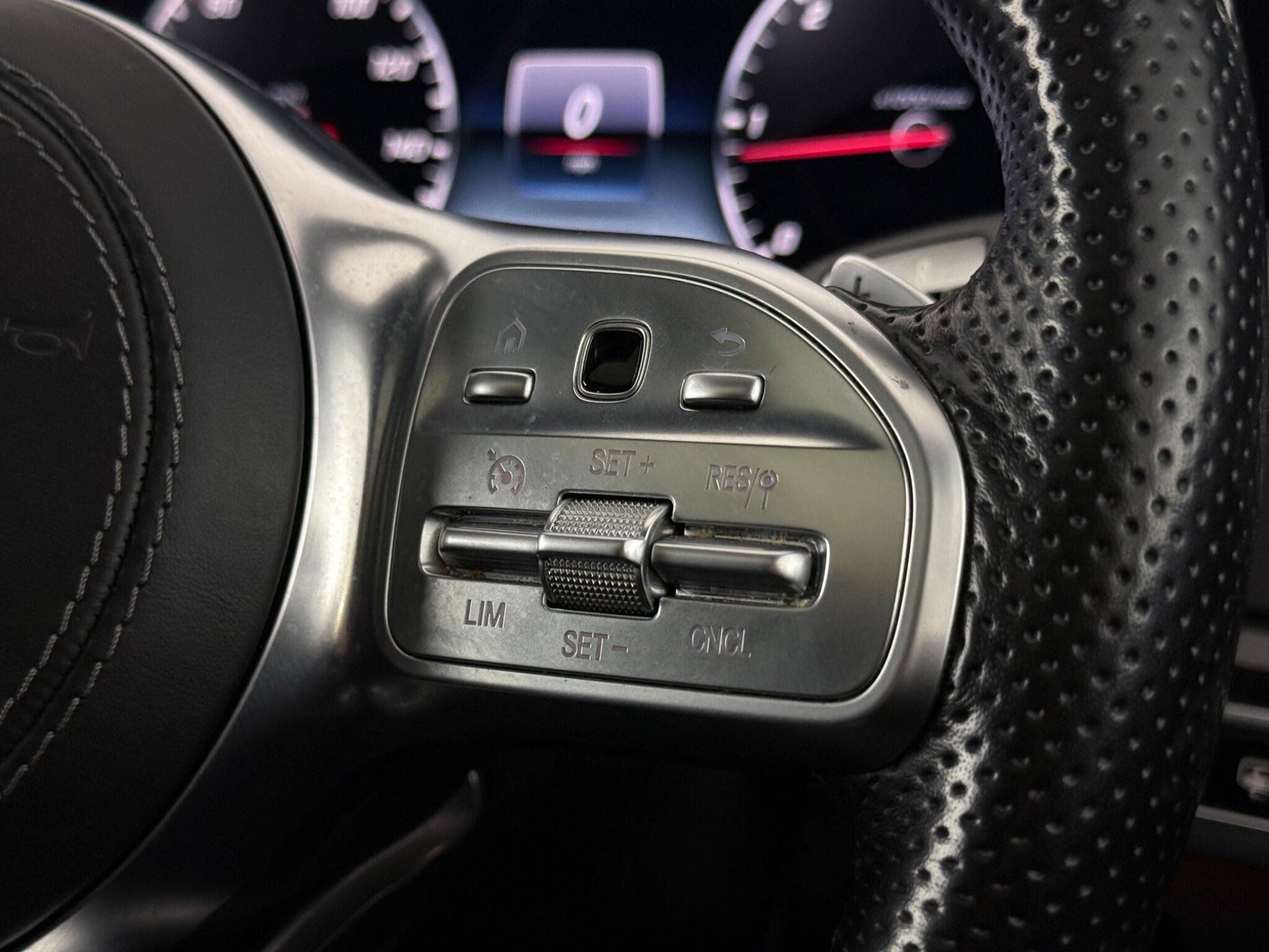 Mercedes-Benz S-Class view 17