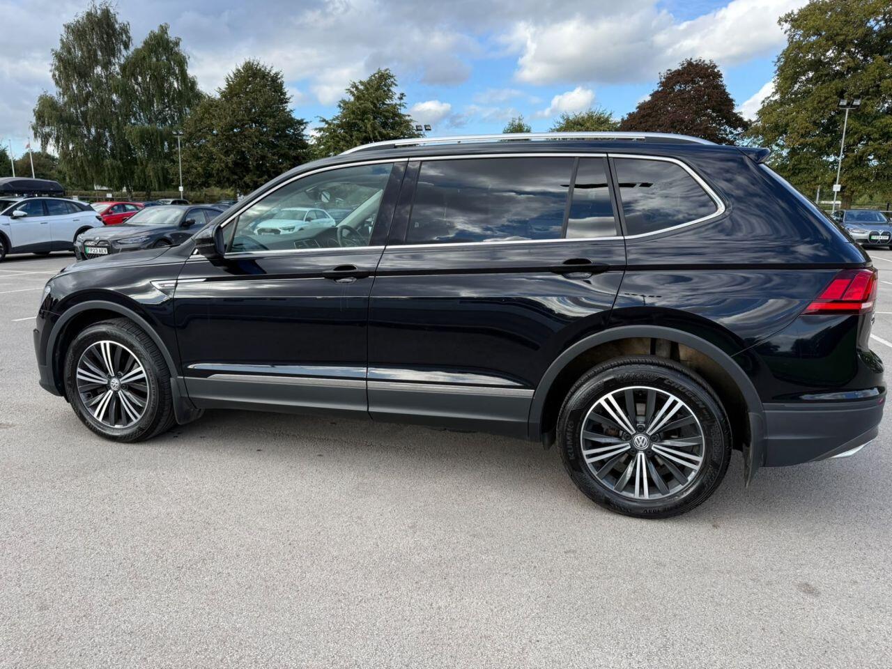 Volkswagen Tiguan Allspace view 62