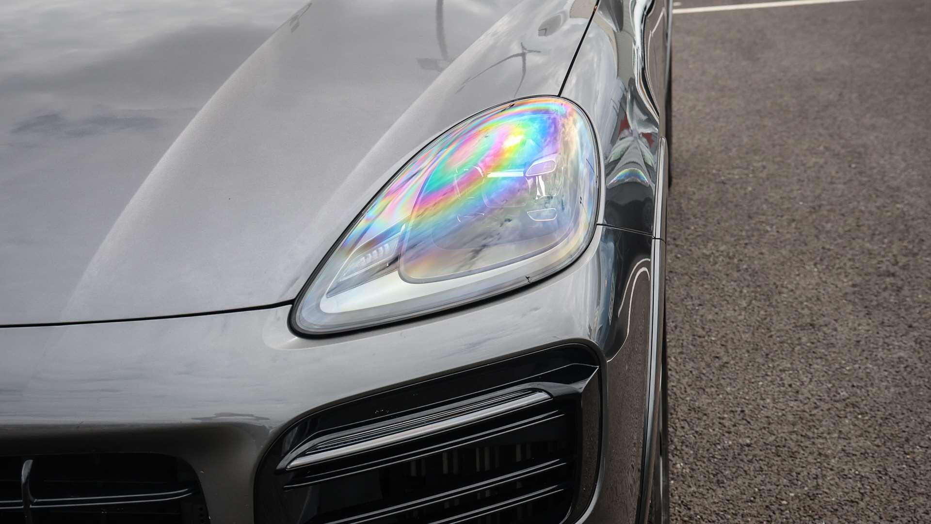 Porsche Cayenne view 29