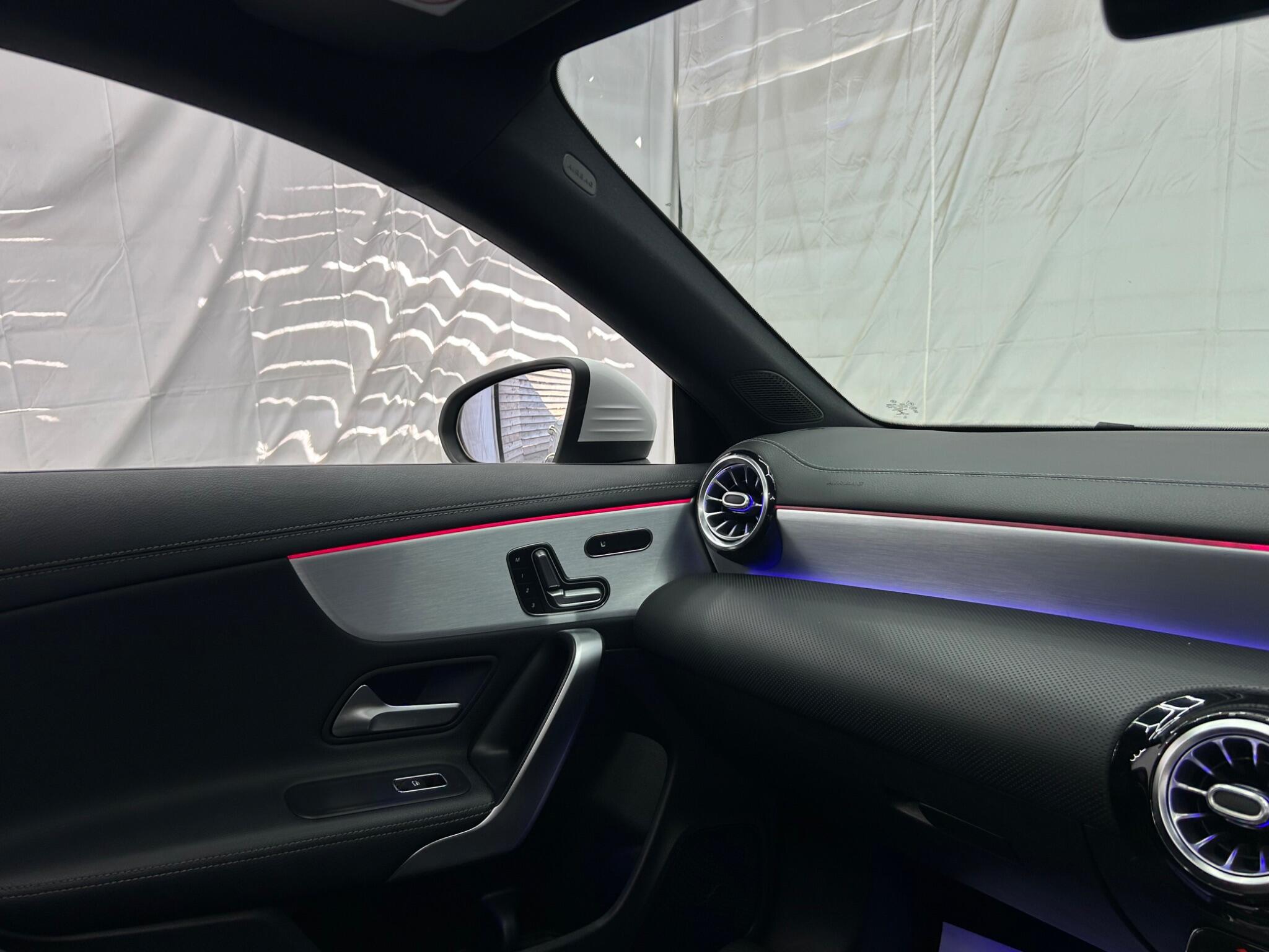 Mercedes-Benz Cla view 18