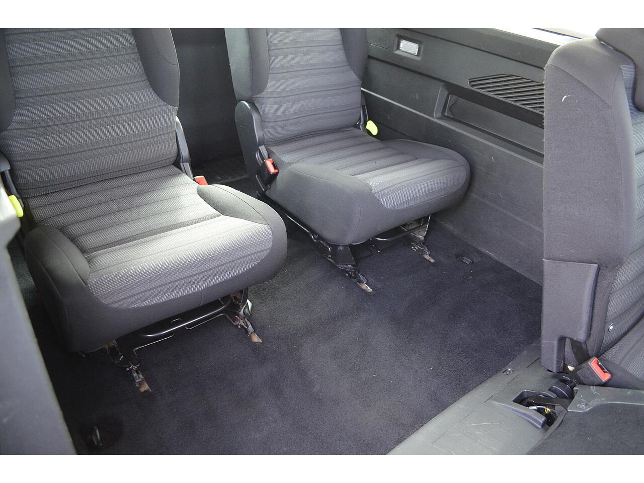 Vauxhall Combo Life view 22