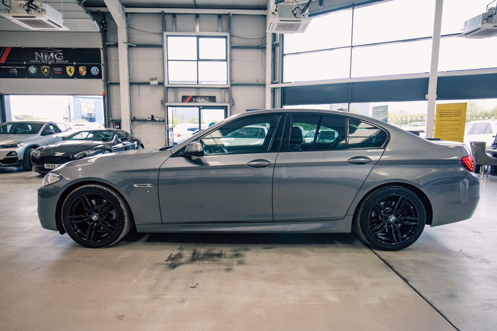 BMW 5 Series view 28