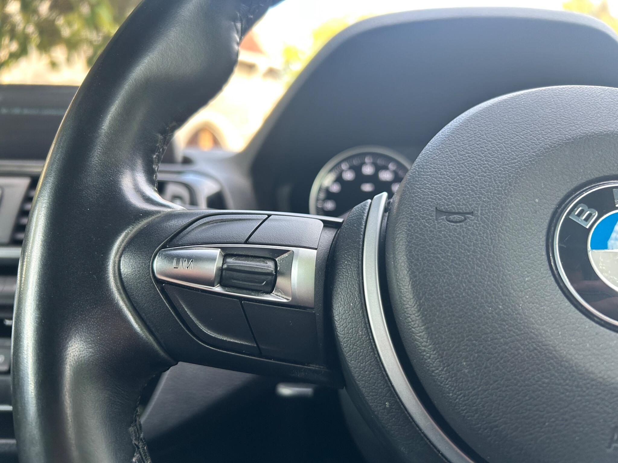 BMW 2 Series view 27