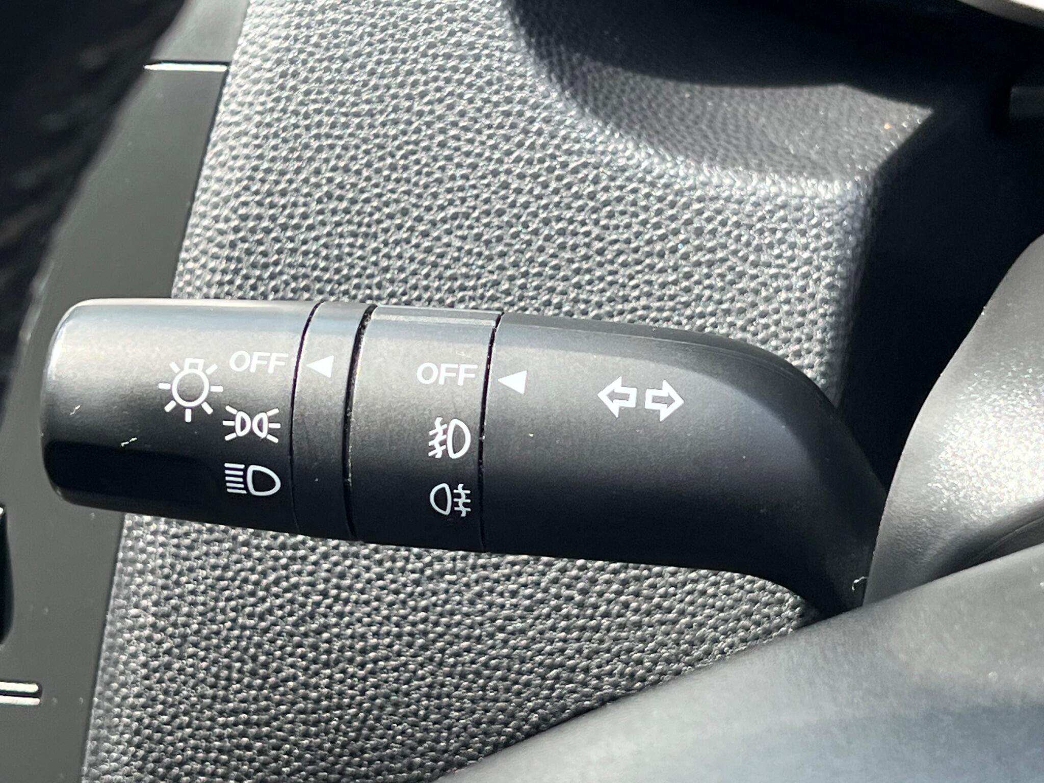 Mazda Mazda3 view 41