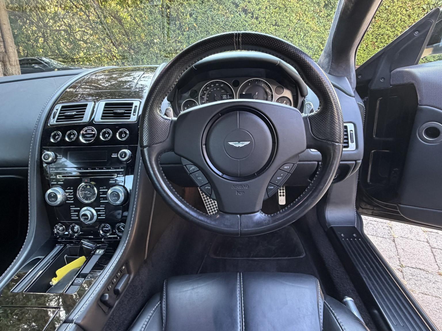 Aston Martin DB9 view 17
