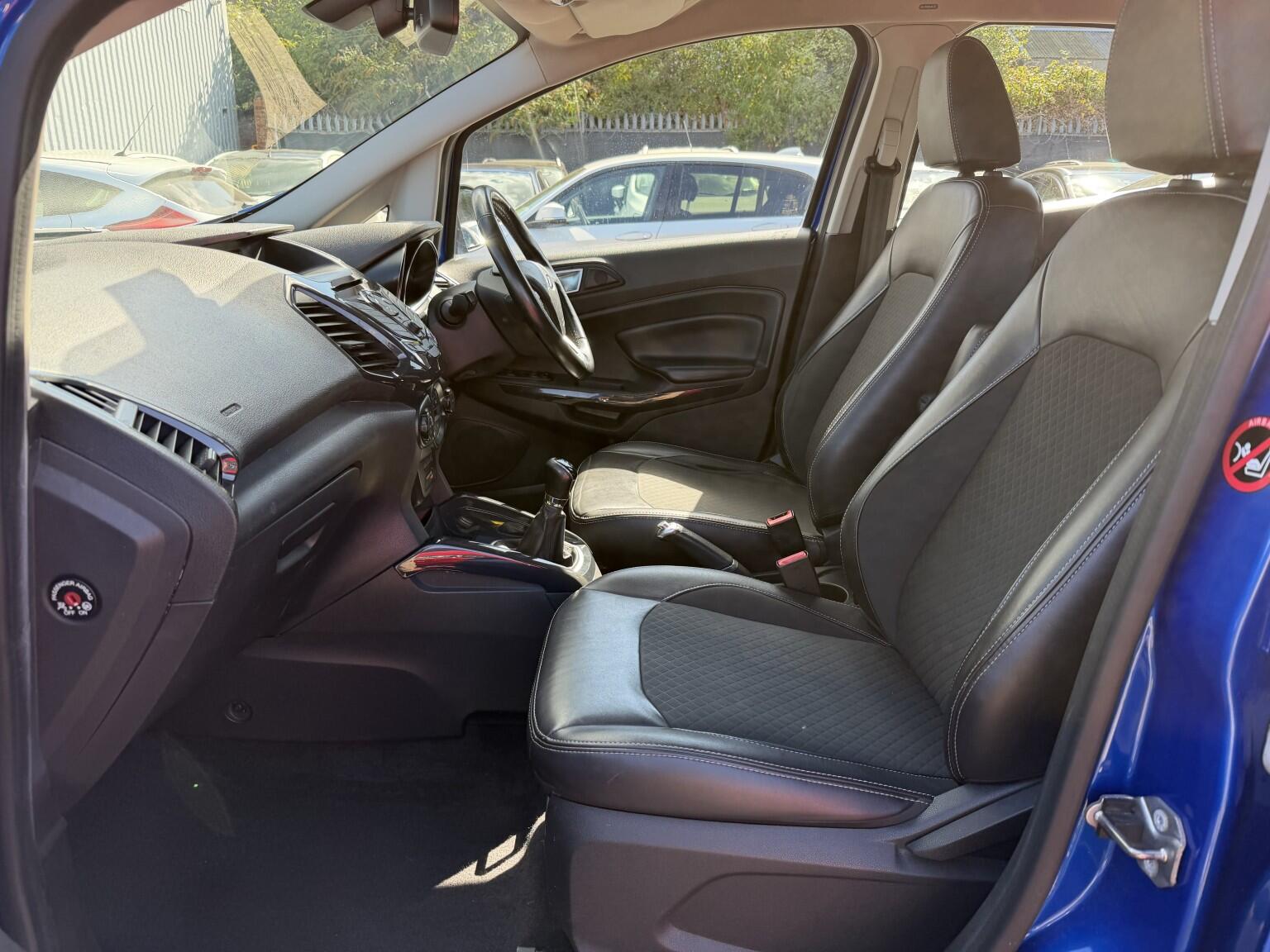 Ford Ecosport view 16