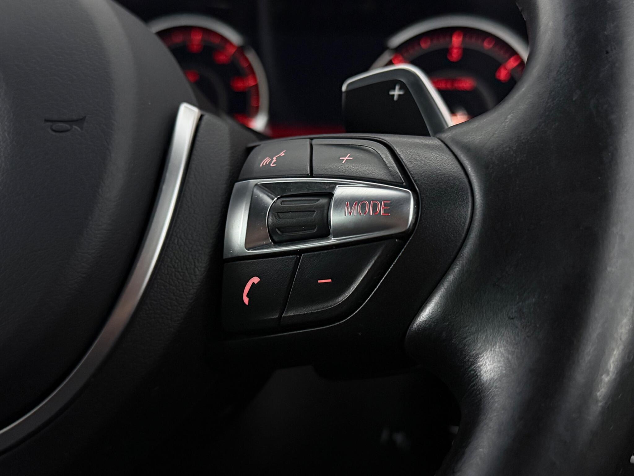BMW X6 view 17