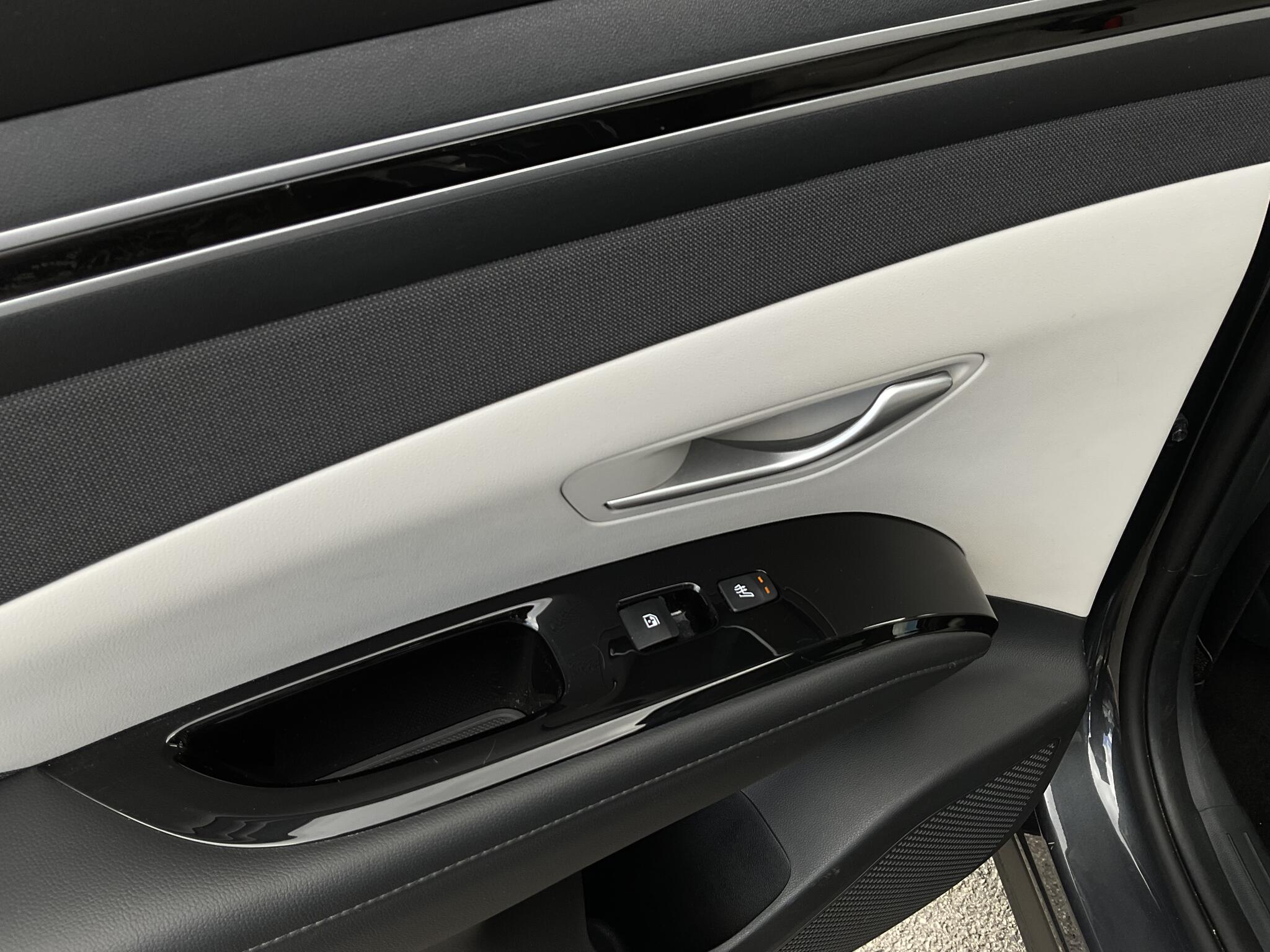 Hyundai Tucson view 22