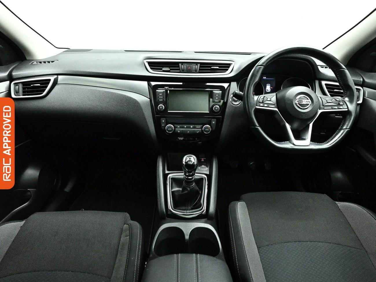 Nissan Qashqai view 2
