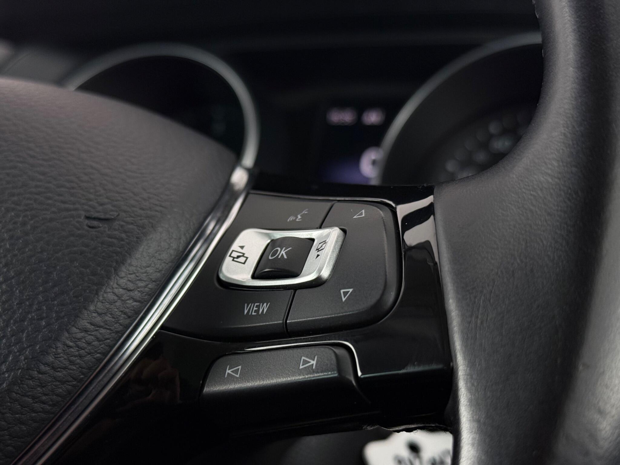 Volkswagen Tiguan view 15