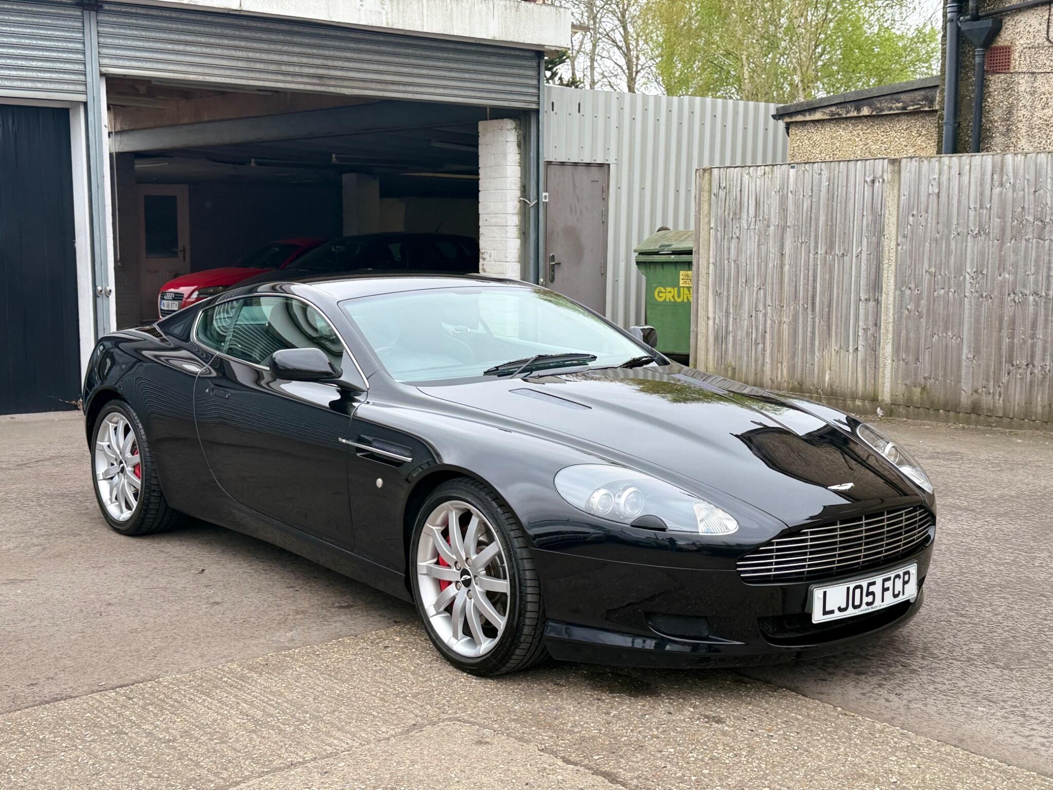 2005 Aston Martin DB9 5.9 Coupe 2dr Petrol Seq (394 g/km, 450 bhp) image 3
