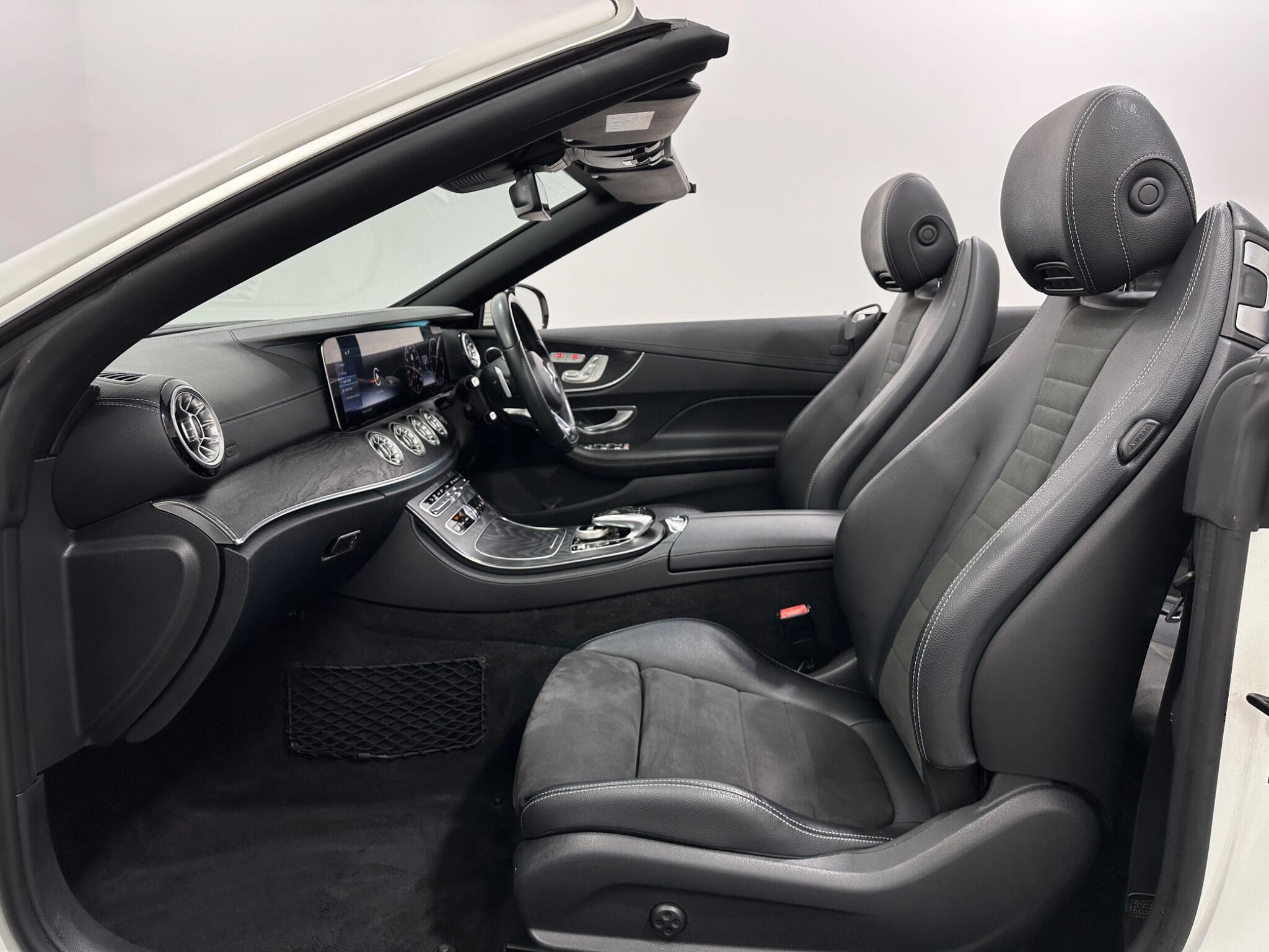 Mercedes-Benz E-Class view 37