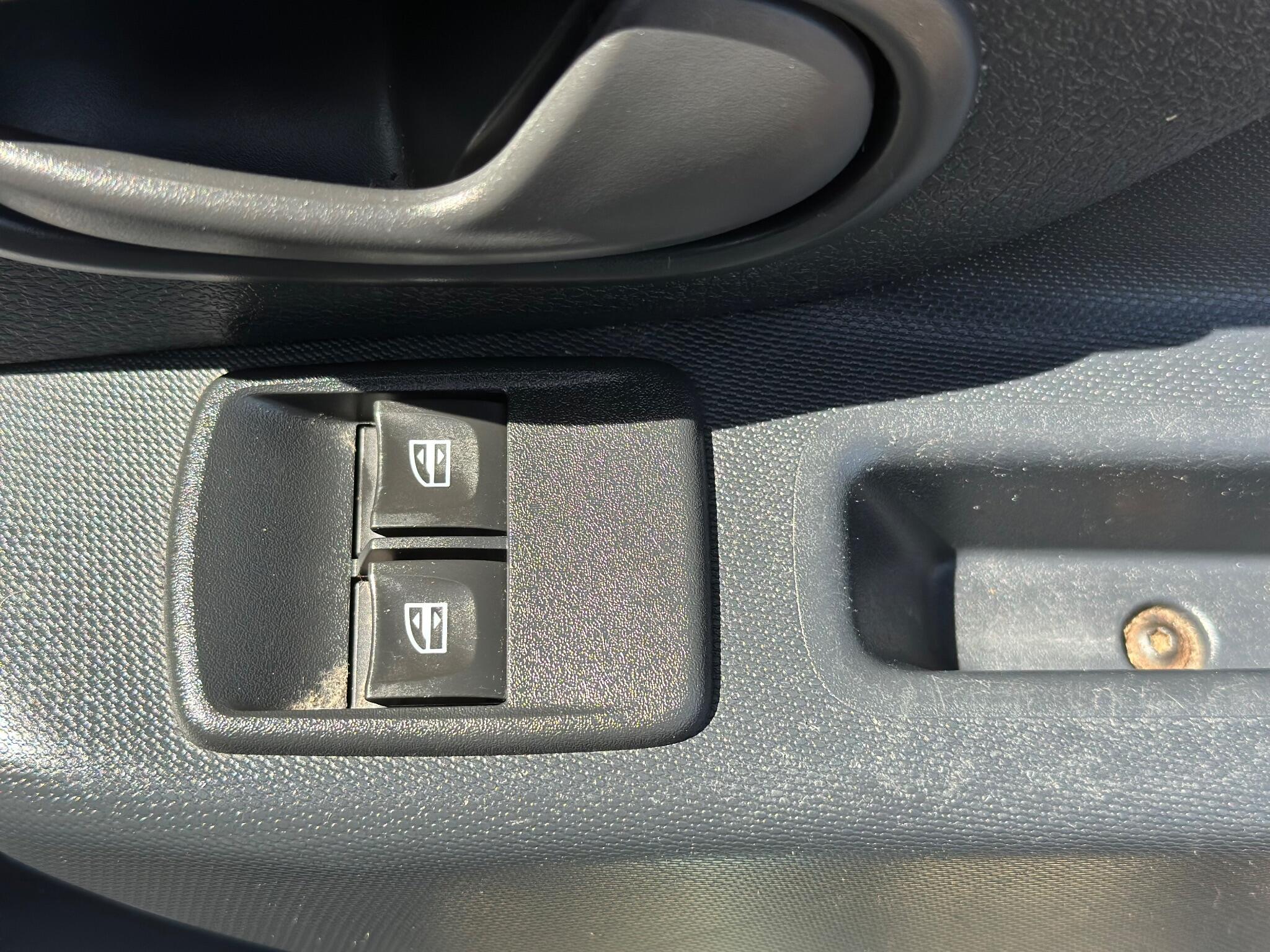 Dacia Logan MCV view 48