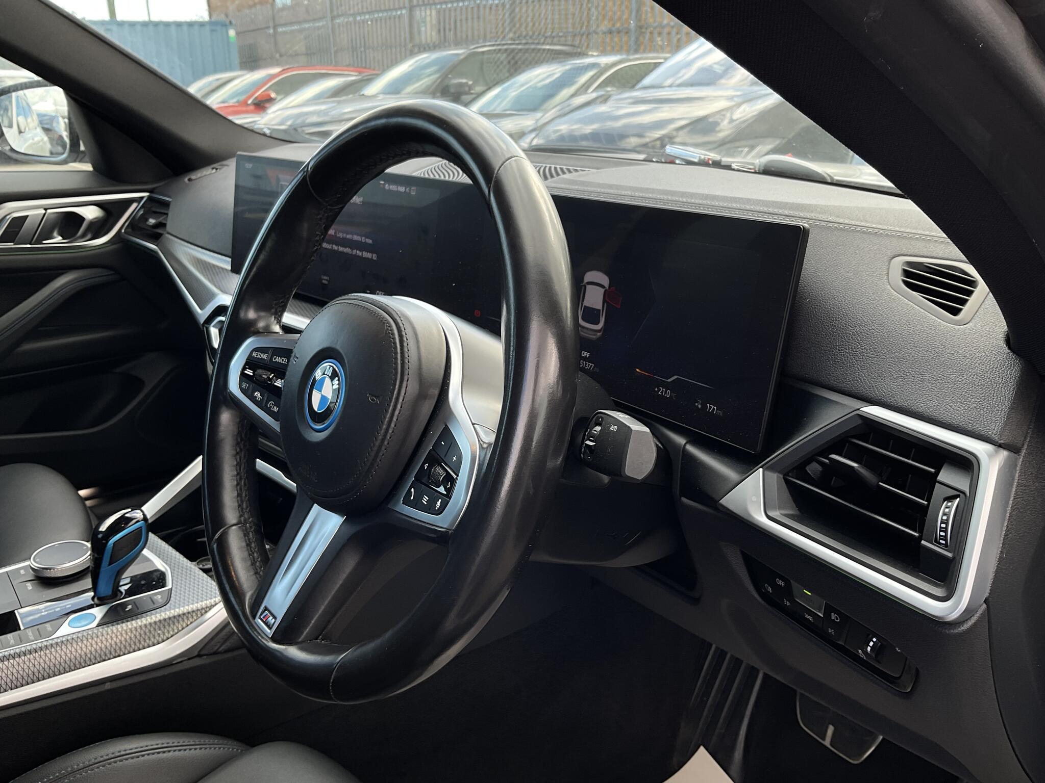 BMW I4 view 23