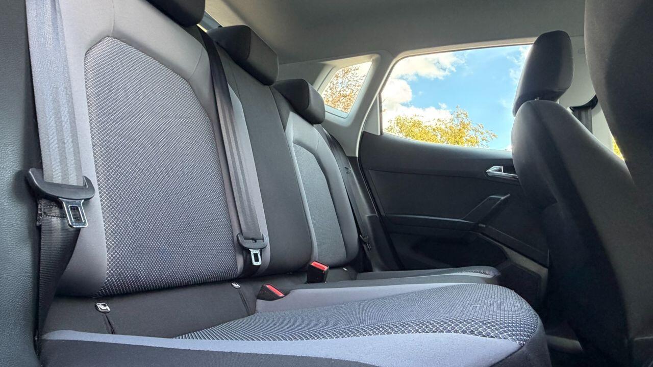 Seat Arona view 13