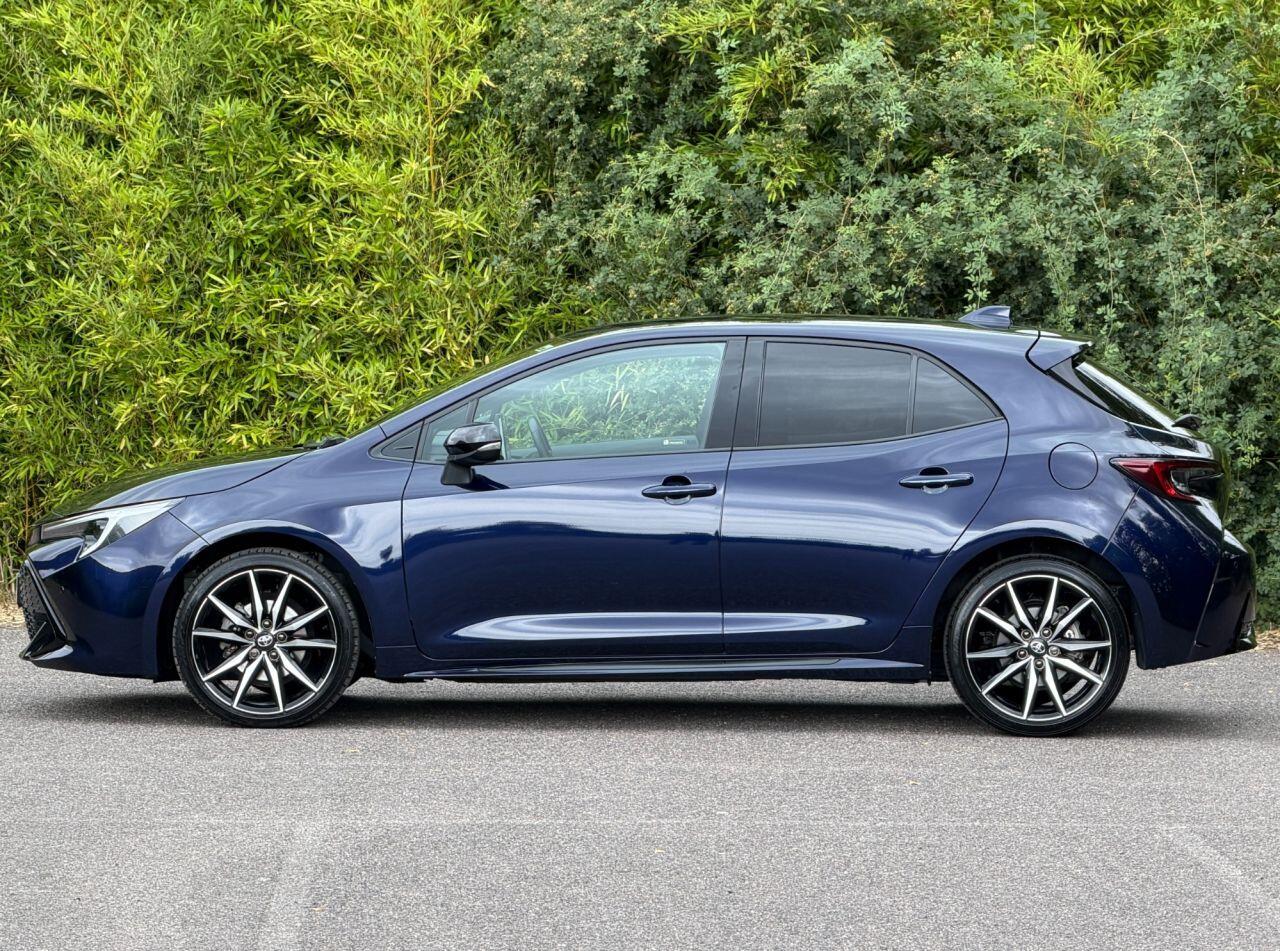 Toyota Corolla view 4