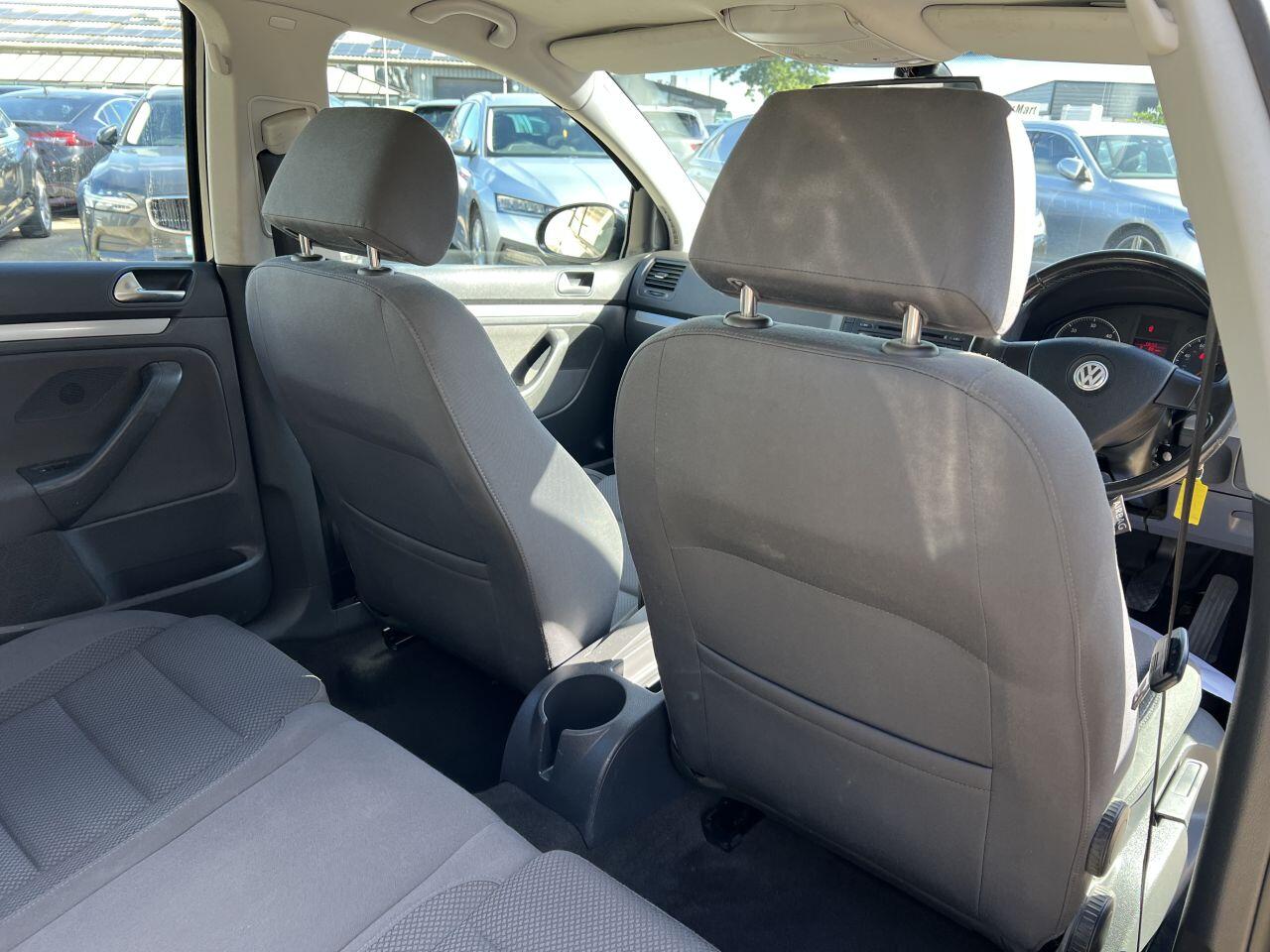 Volkswagen Golf view 18