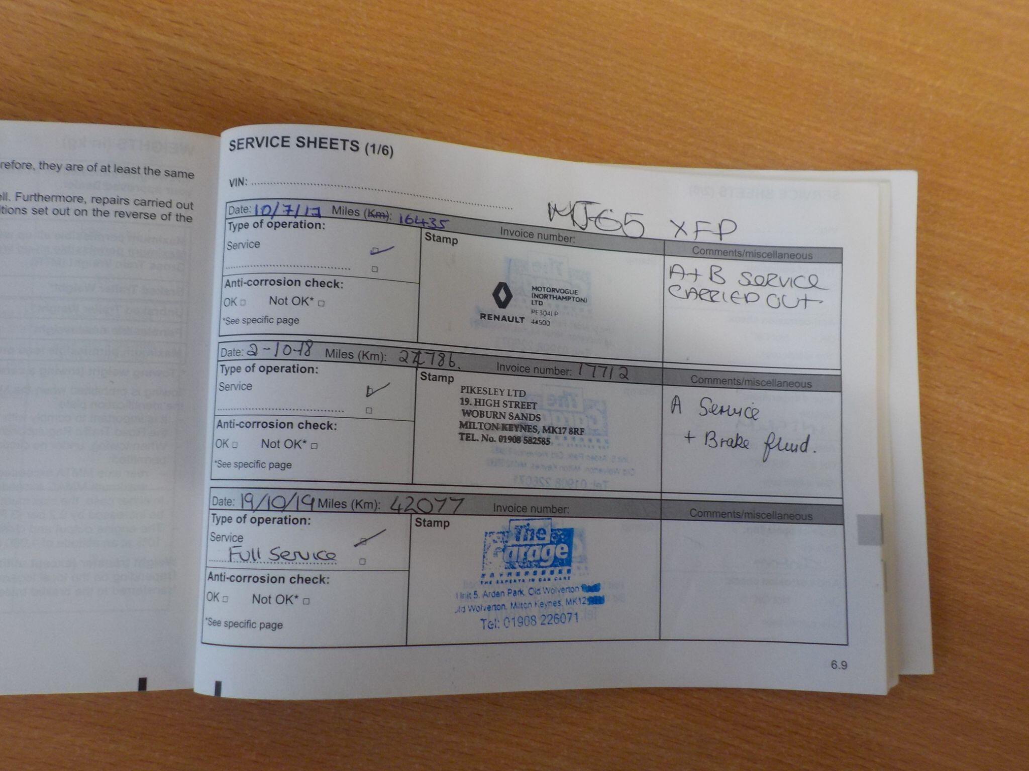 Renault Clio 0.9 TCe Play Euro 6 (s/s) 5dr