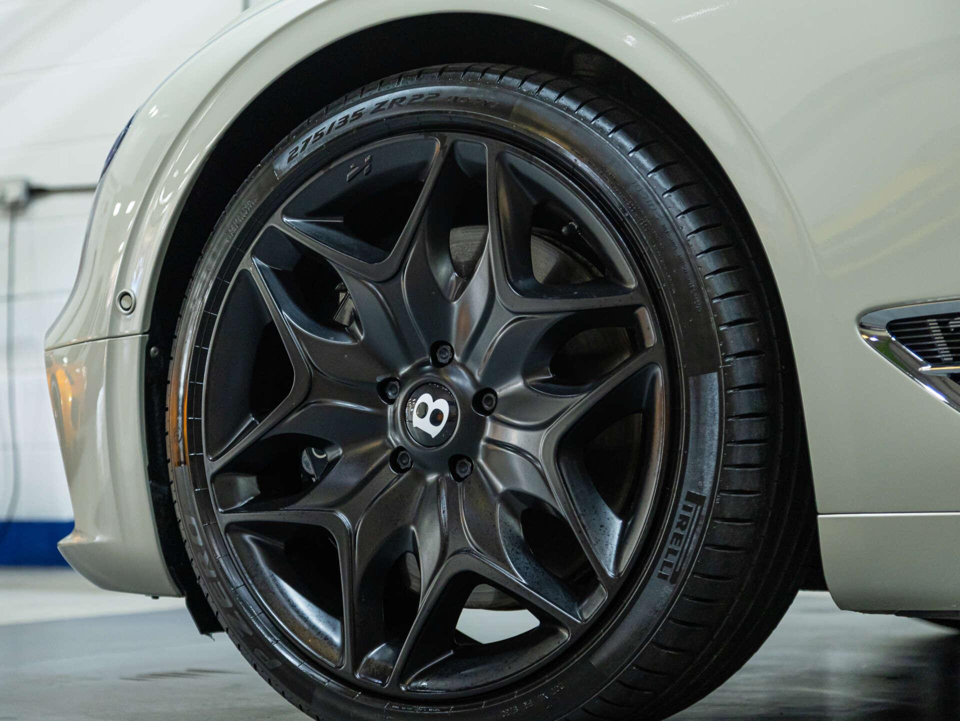 Bentley Continental view 66