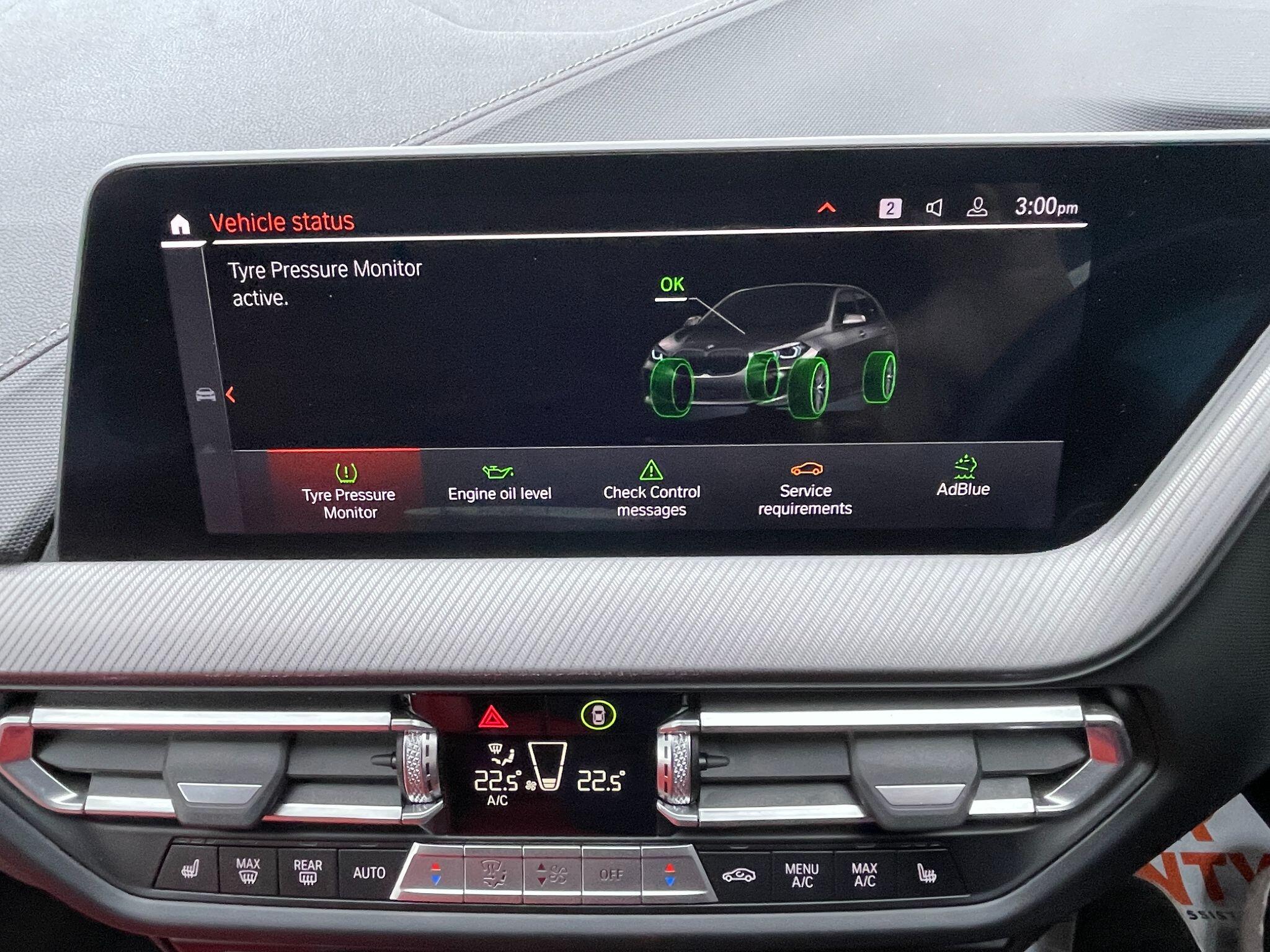 BMW 1 Series view 27