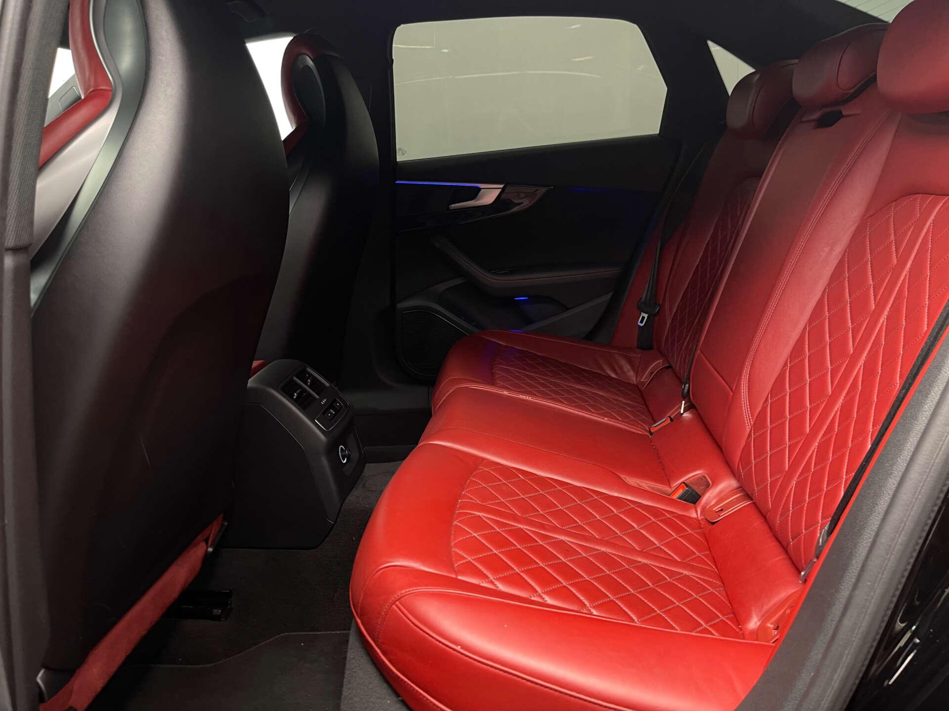 Audi S4 view 42