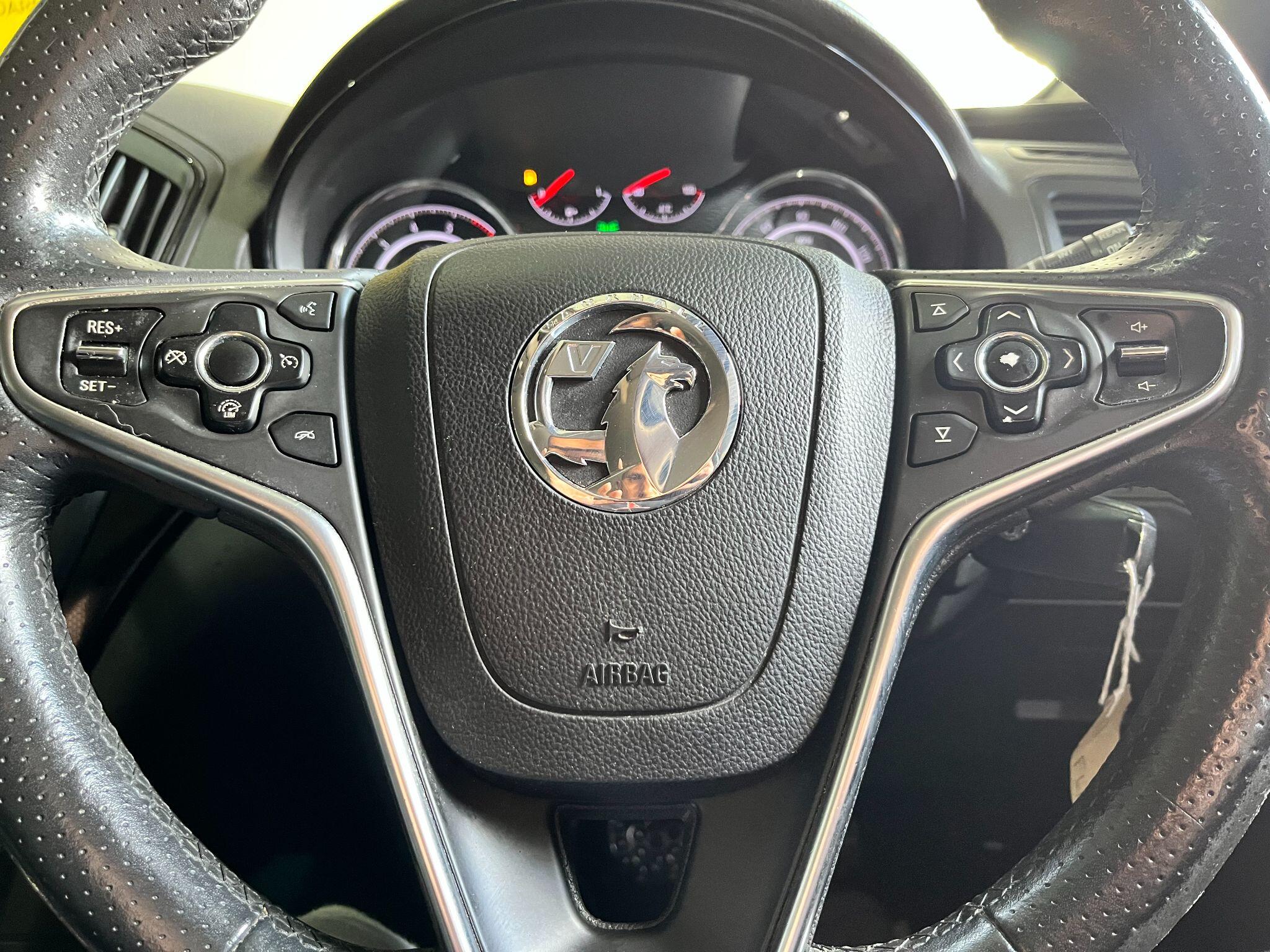 Vauxhall Insignia view 31