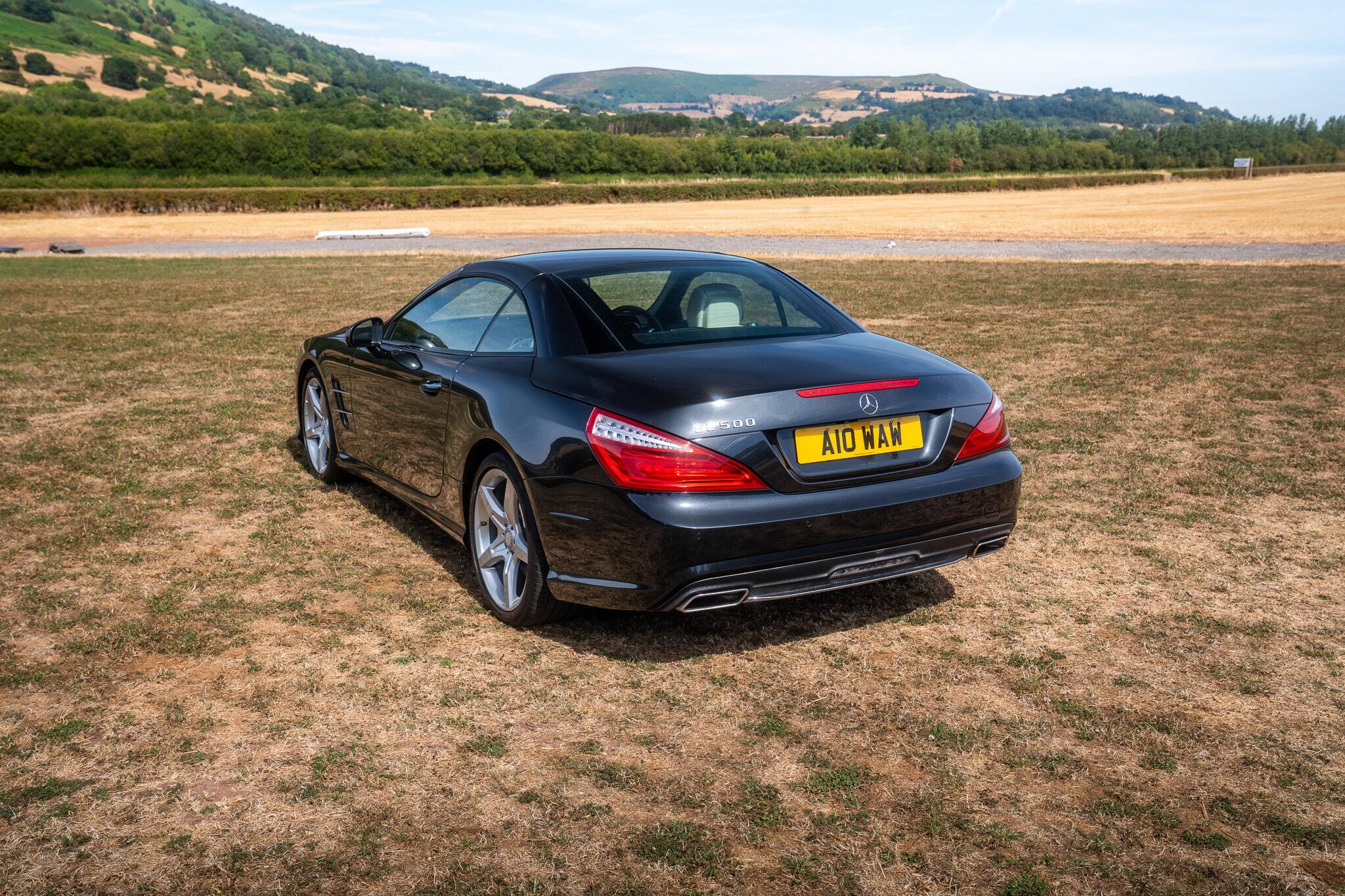 Mercedes-Benz SL view 8