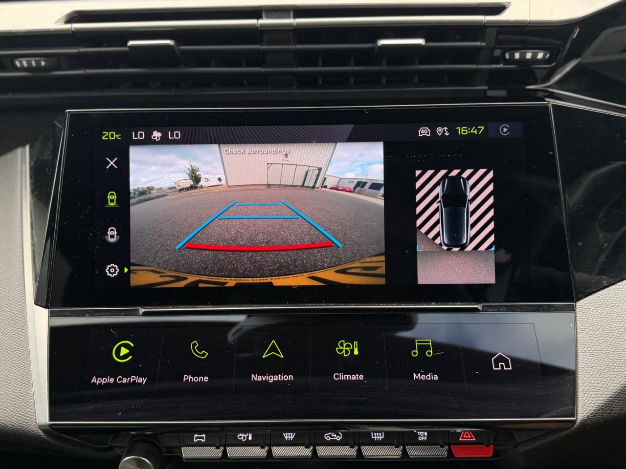 Peugeot 308 view 16
