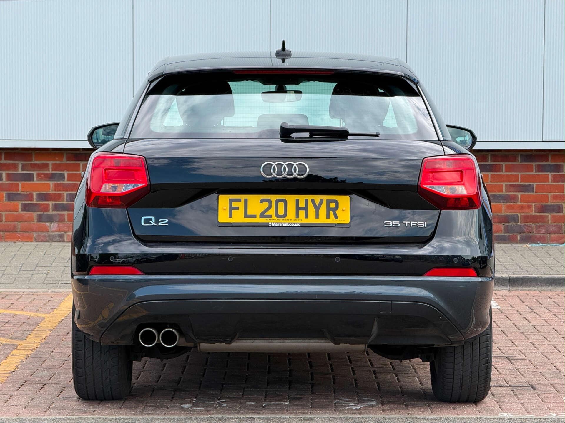 Audi Q2 view 12